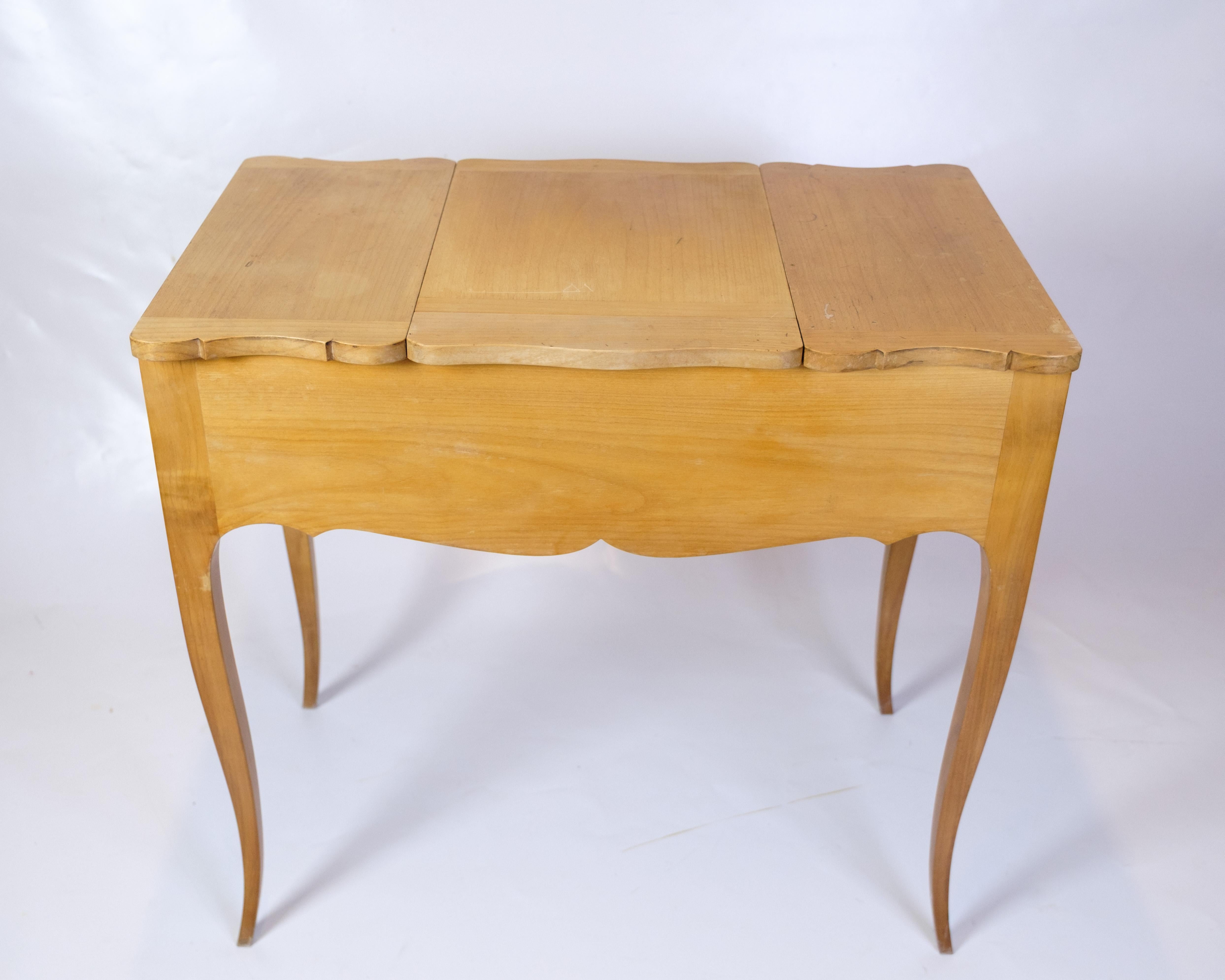 Coiffeuse avec tiroirs éclairés et miroir en acajou clair des années 1920 en vente 1