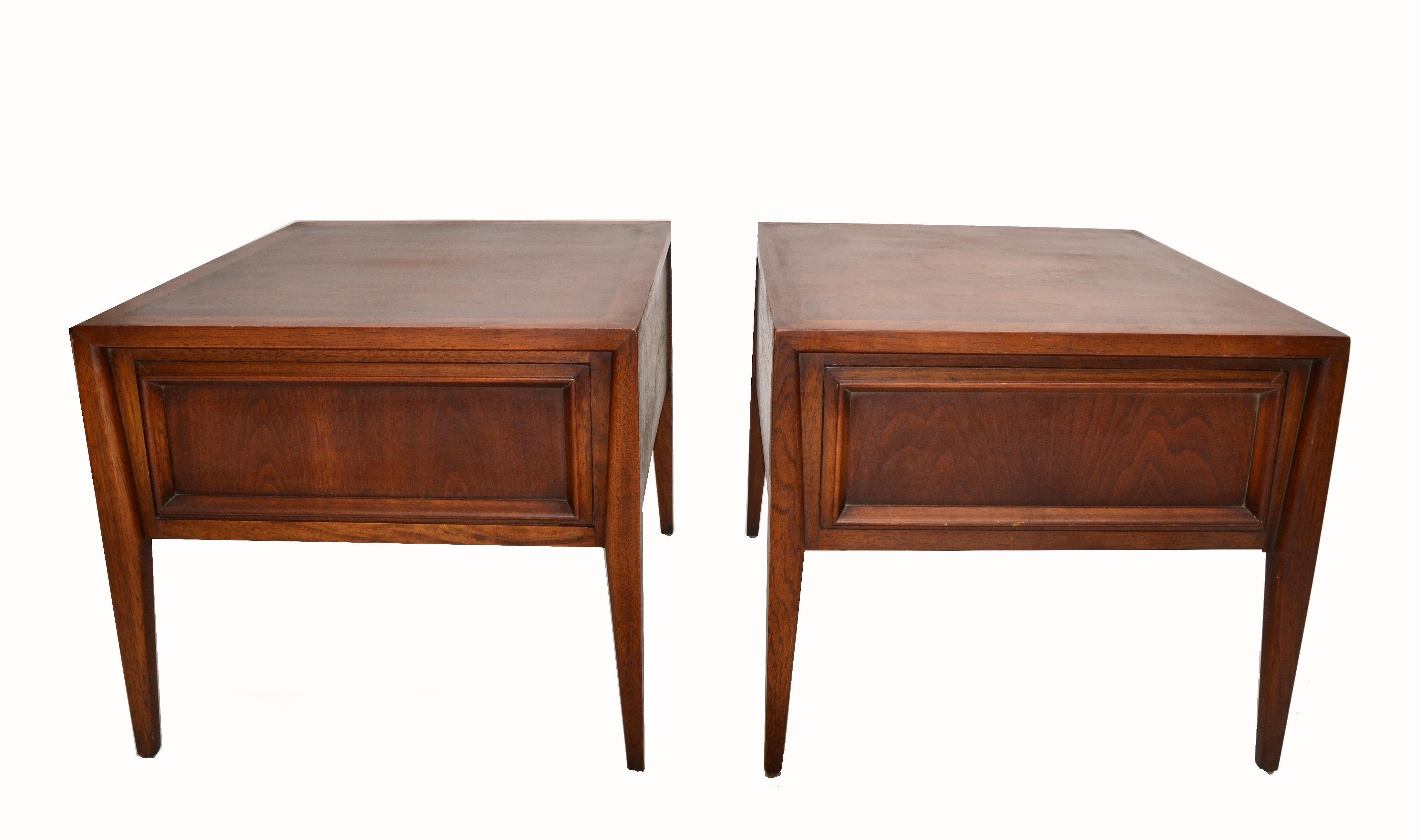 Vanleigh Walnut Night Stand, Bedside Tables American MidCentury Modern, Pair For Sale at 1stDibs