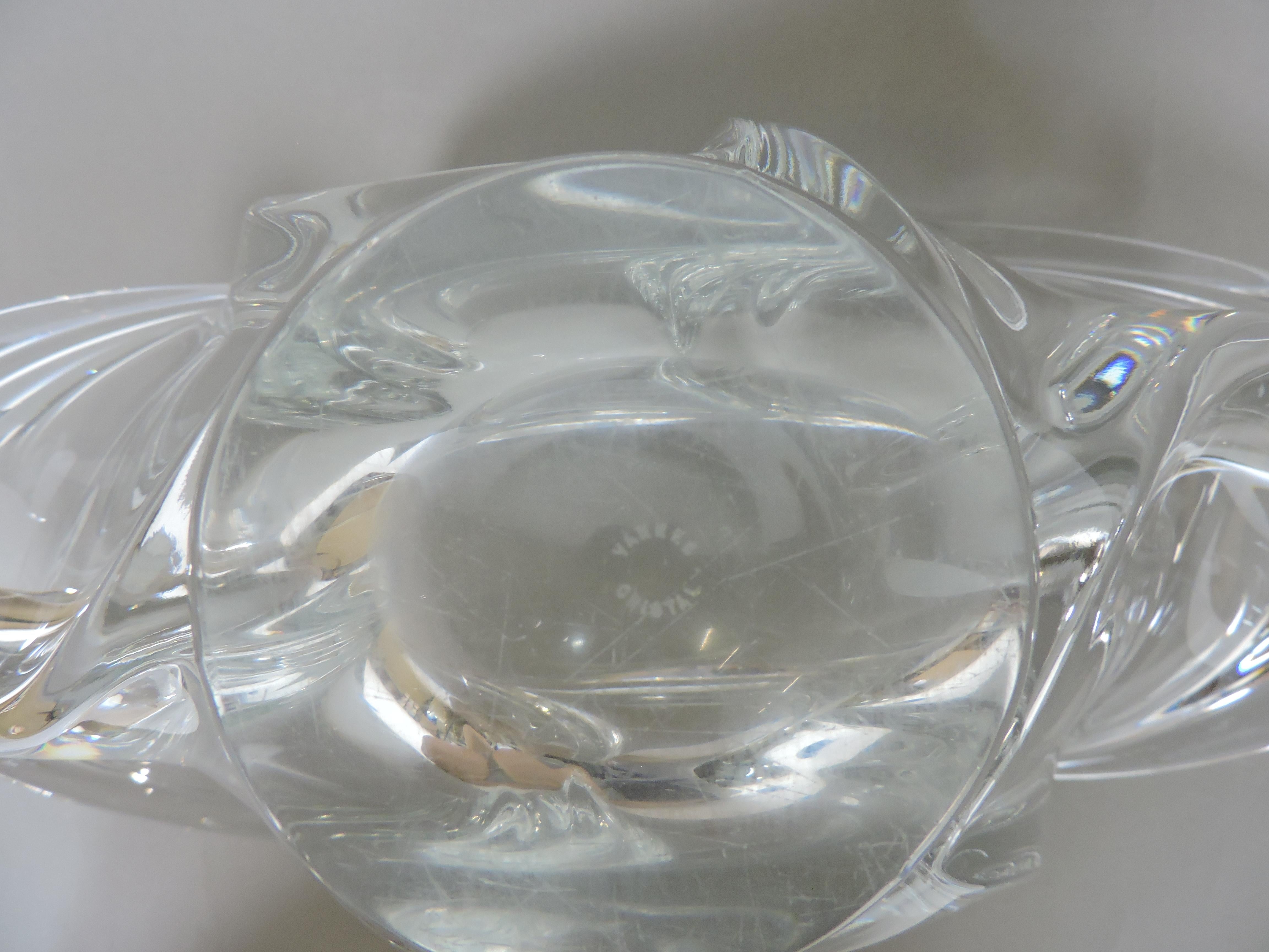 Verre Art Vannes France Mid Century Modern Freeform Art Glass Clear Crystal Bowl (bol en cristal transparent) en vente
