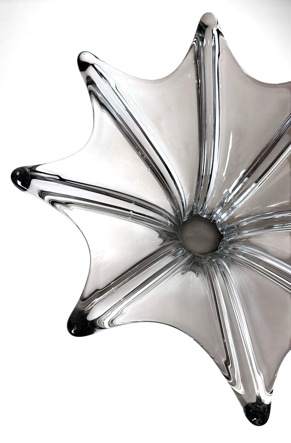 Vannes-le-Châtel, Centrotavola in cristallo di piombo delle Cristallerie francesi in vendita 5