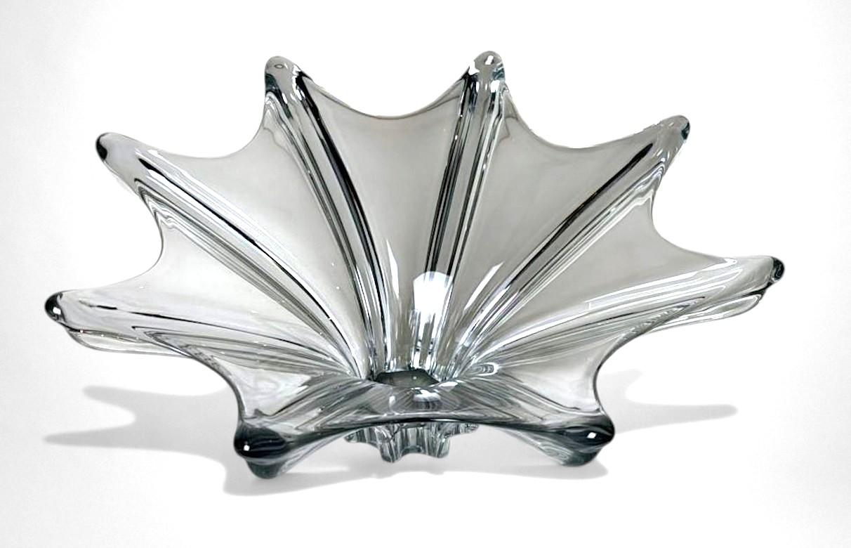 Art Déco Vannes-le-Châtel, Centrotavola in cristallo di piombo delle Cristallerie francesi in vendita