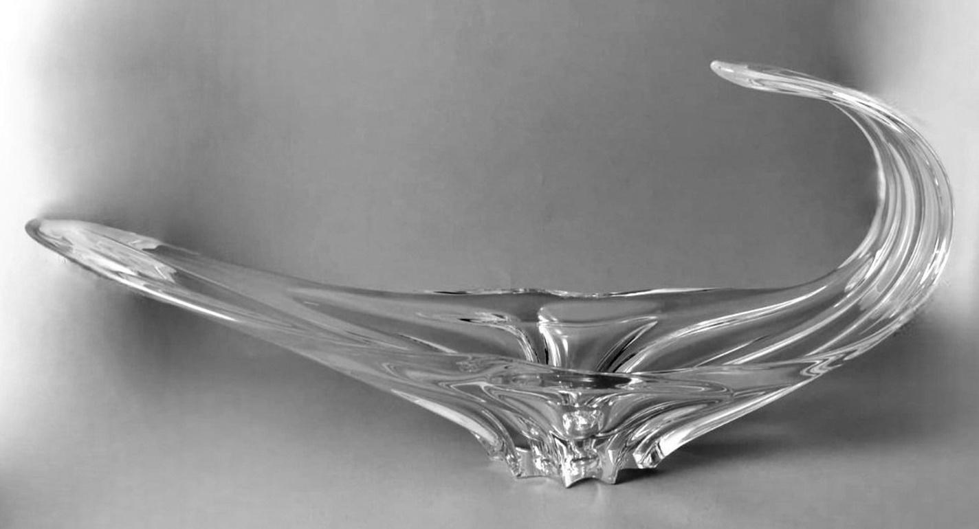 Vannes-le-chatel Cristalleries Style French Lead Crystal Centerpiece For Sale 1