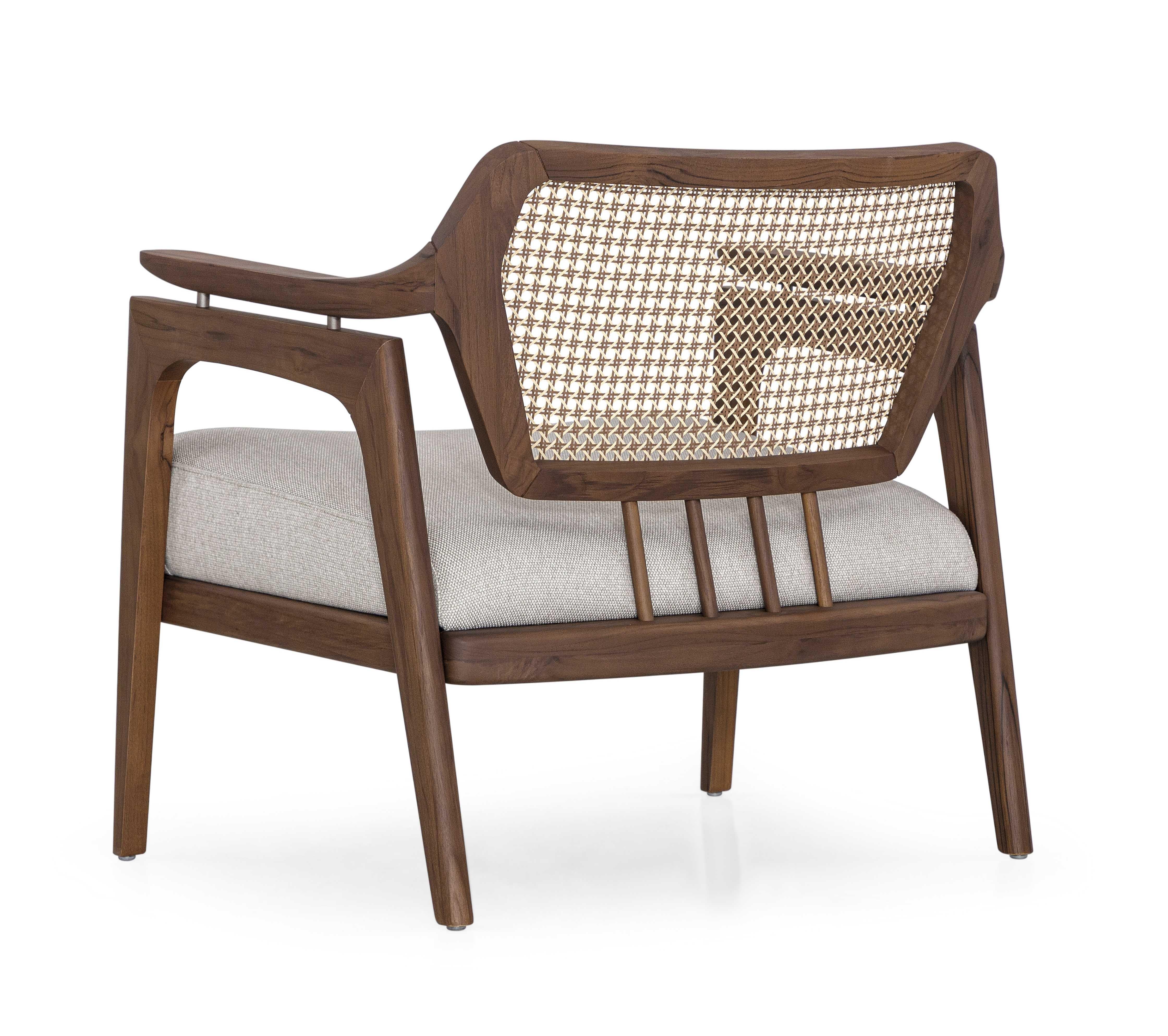 Stained Customizable Walnut Armchair with Cane Backrest and Beige Cushion – Vanno Line For Sale