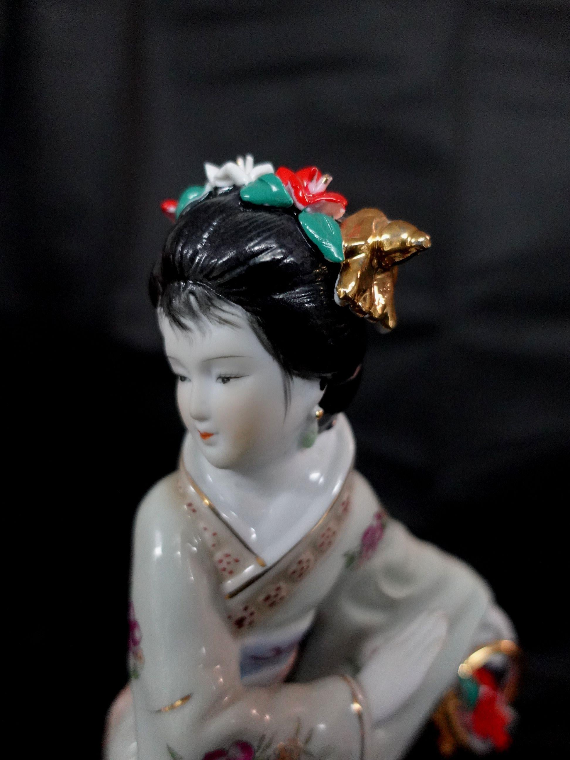 XX secolo Coppia di statue di geisha giapponese Vantage