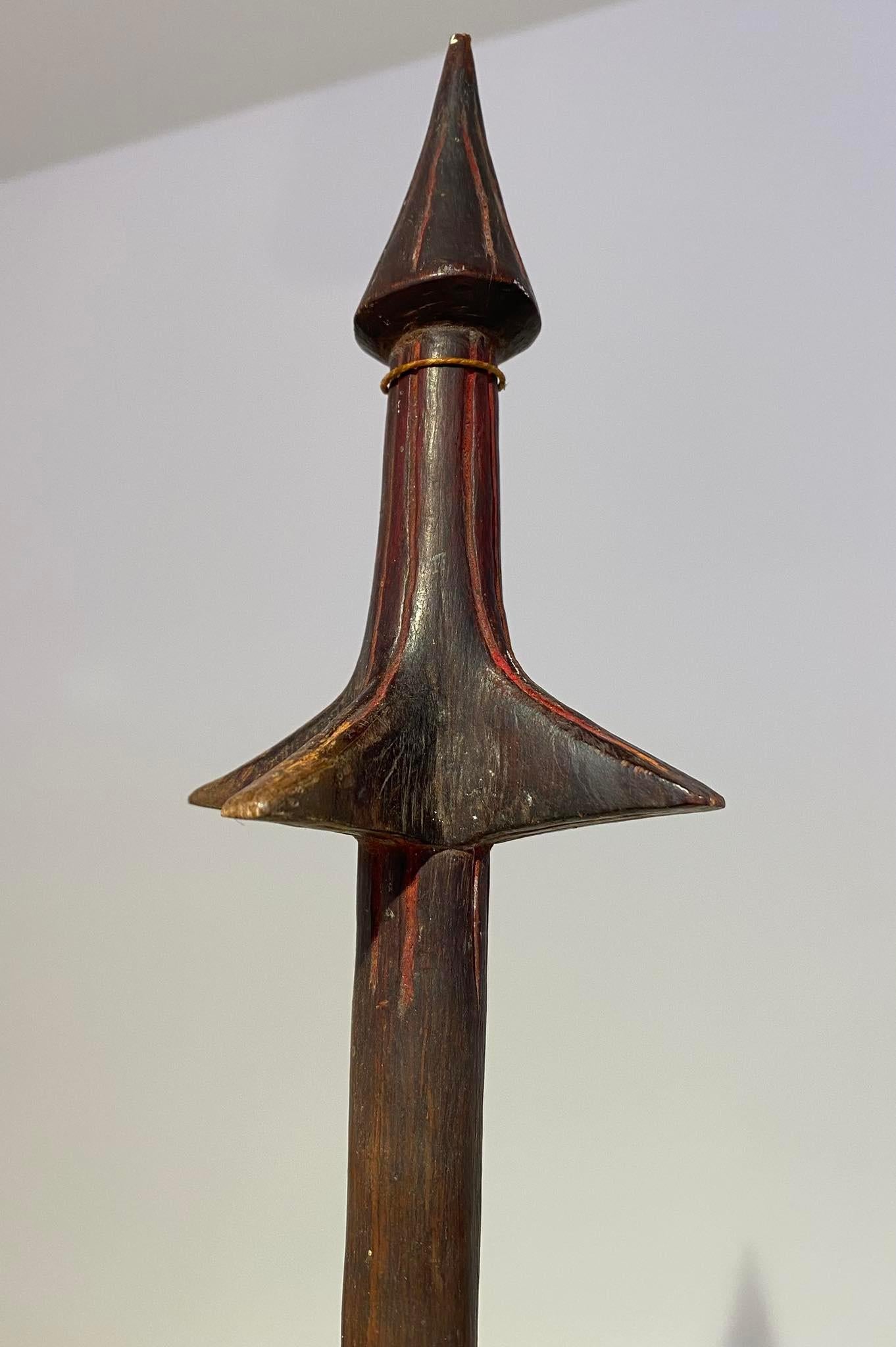 Vanuatu War club pierces sternum Vanuatu/New Hebrides - Oceanic Art - Melanesia For Sale 5