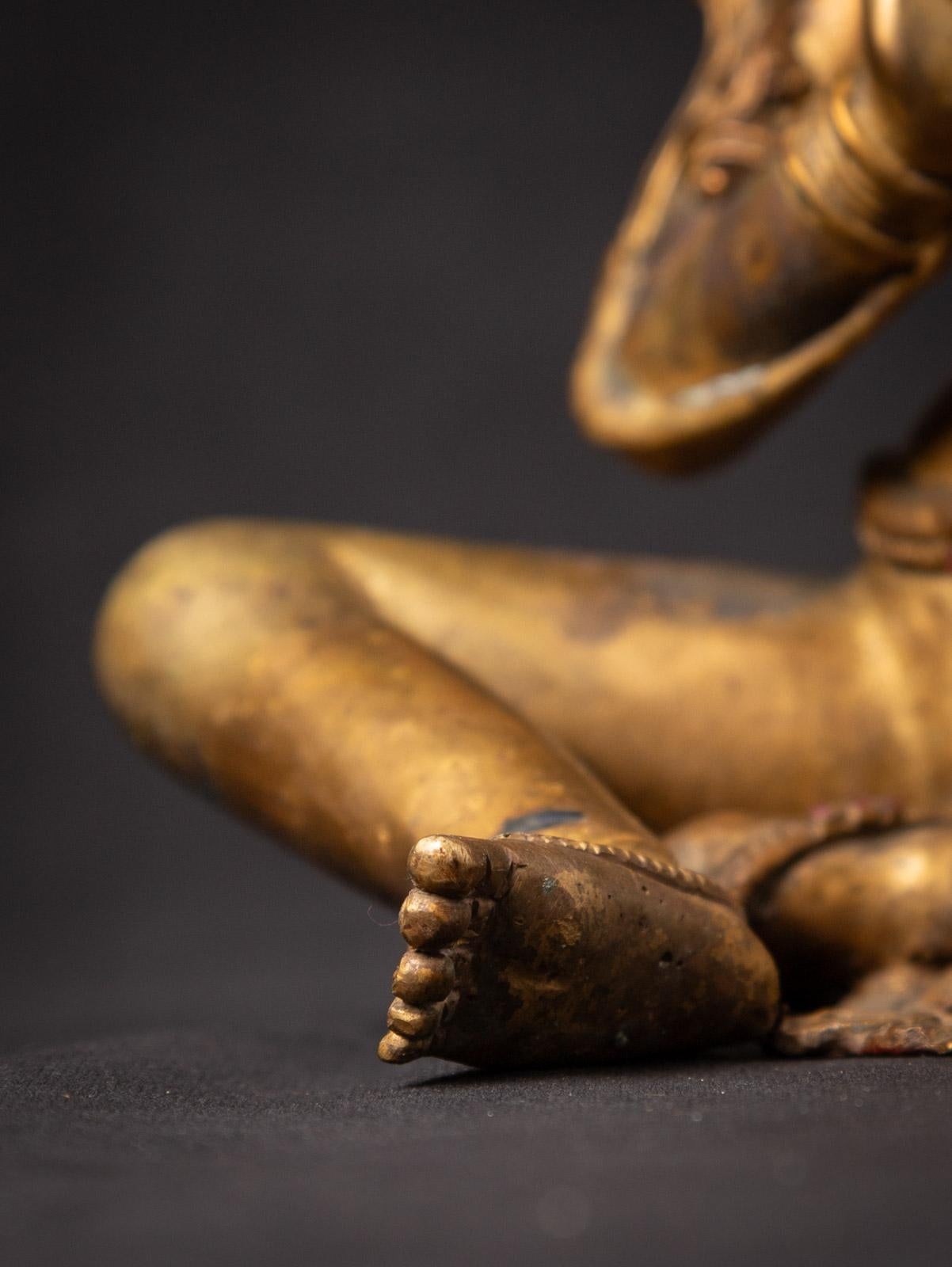 Varada mudra Old bronze Nepali Basundhara statue from Nepal For Sale 11