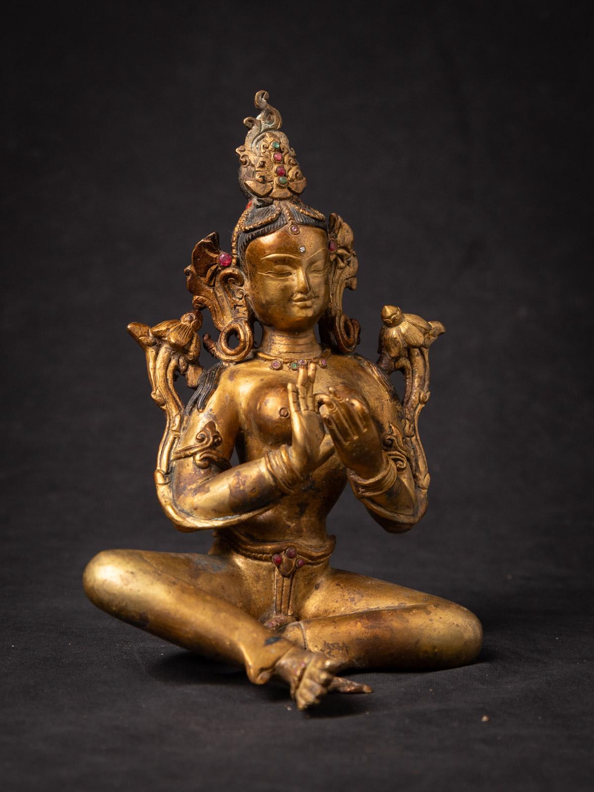 Varada mudra Old bronze Nepali Basundhara statue from Nepal In Good Condition For Sale In DEVENTER, NL