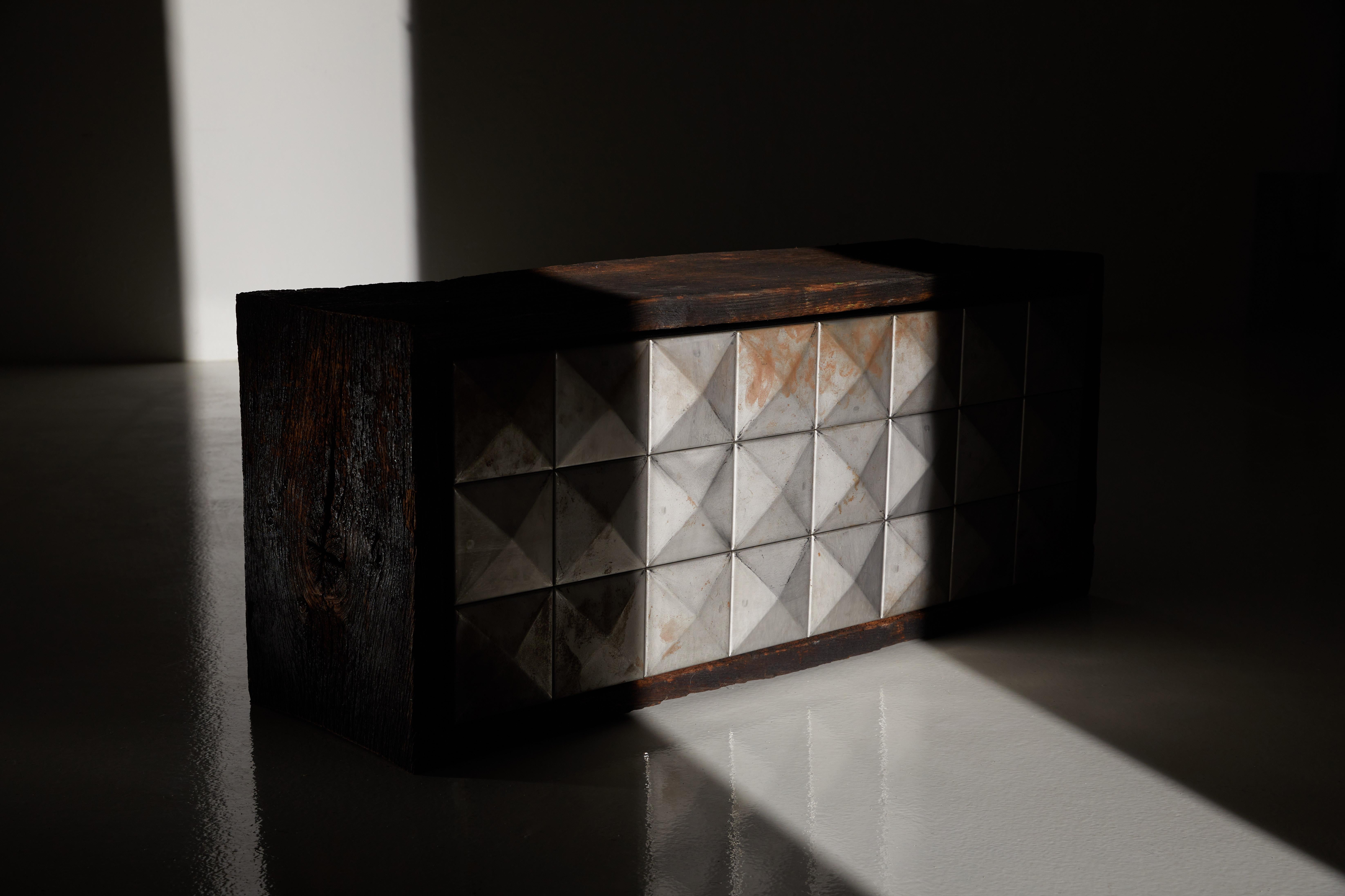 Varel Lowboard in Historic Oak, Raw Steel & Oak Veneer by Heilig Objects For Sale 4