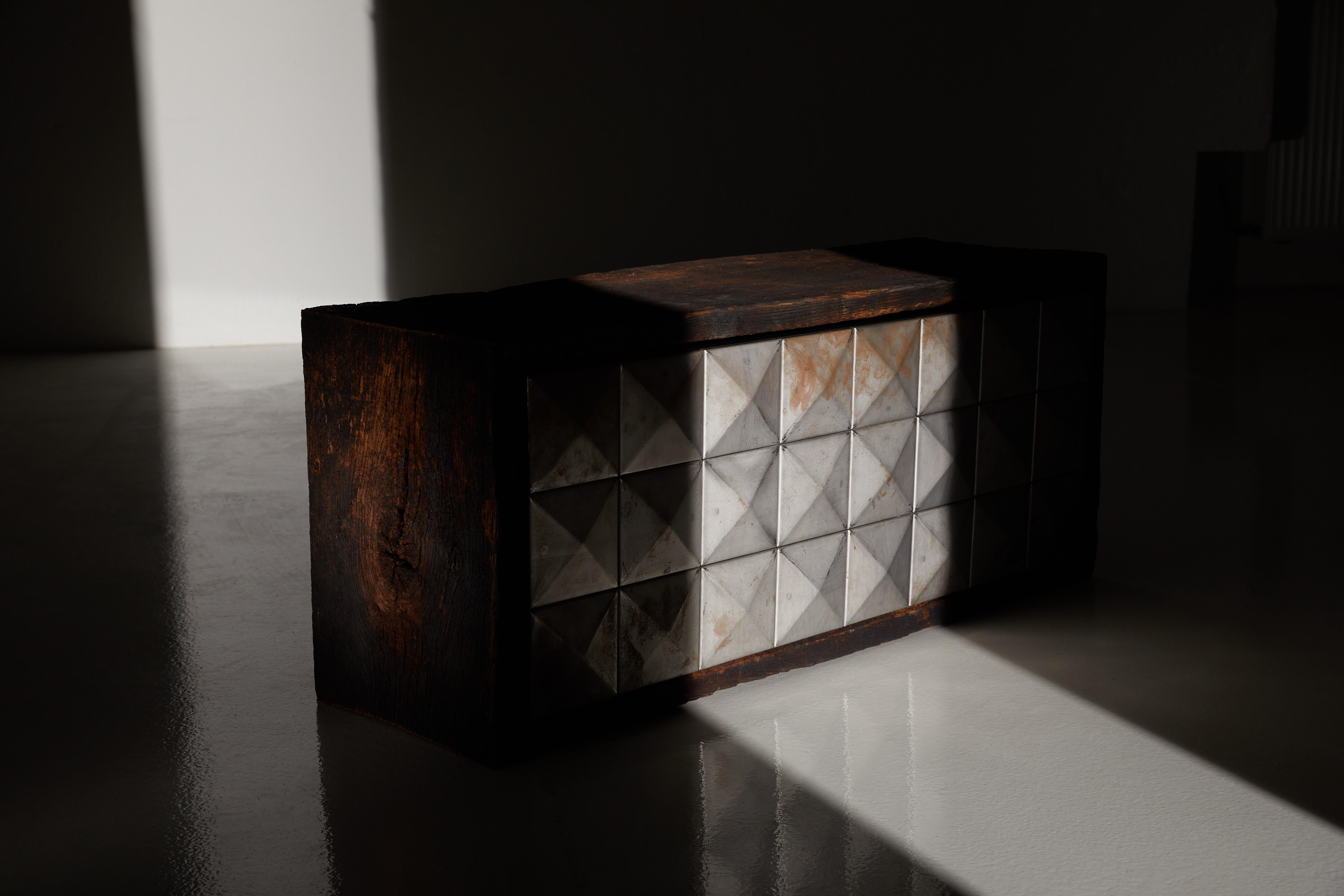 Varel Lowboard in Historic Oak, Raw Steel & Oak Veneer by Heilig Objects For Sale 5