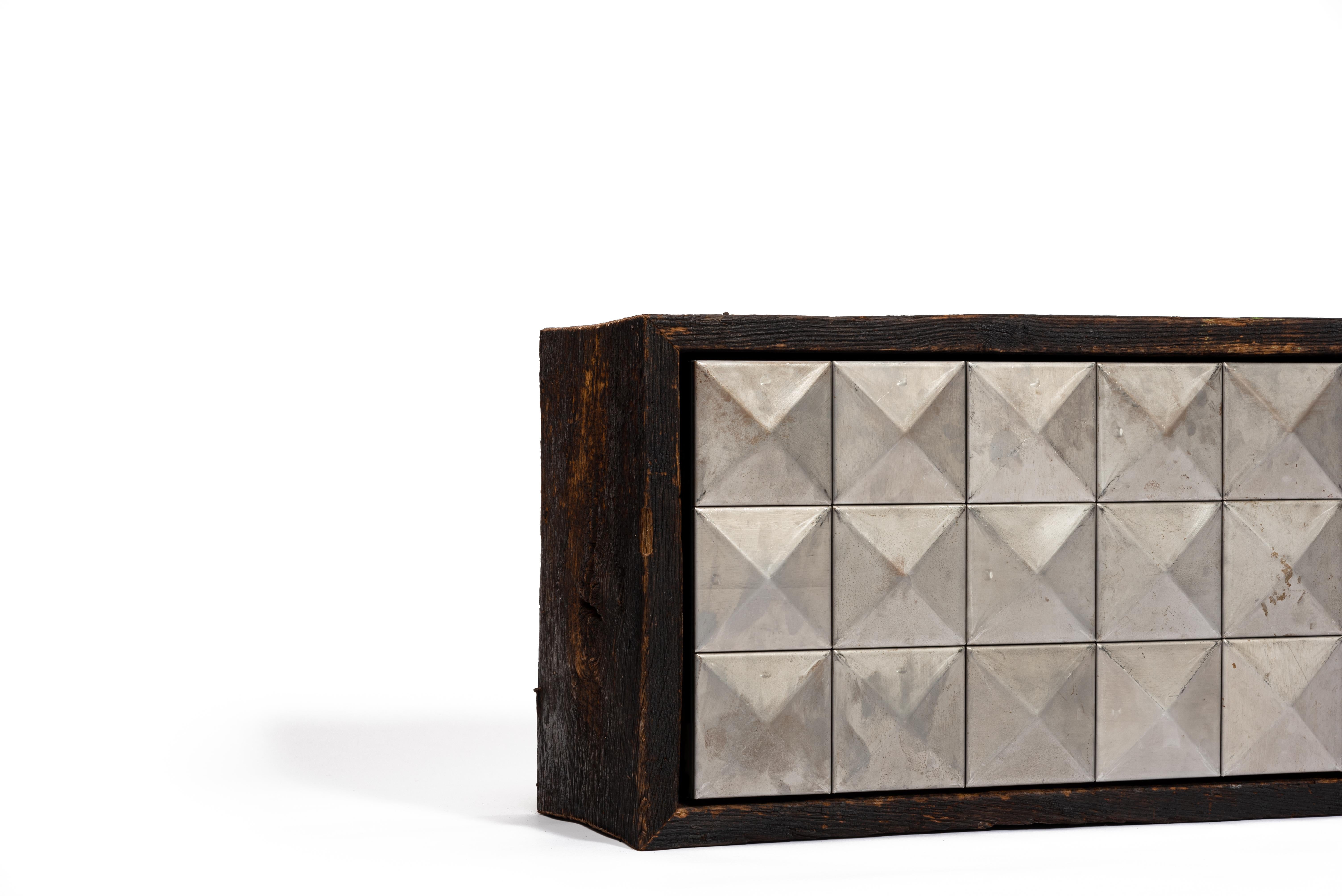 Varel Lowboard in Historic Oak, Raw Steel & Oak Veneer by Heilig Objects For Sale 10