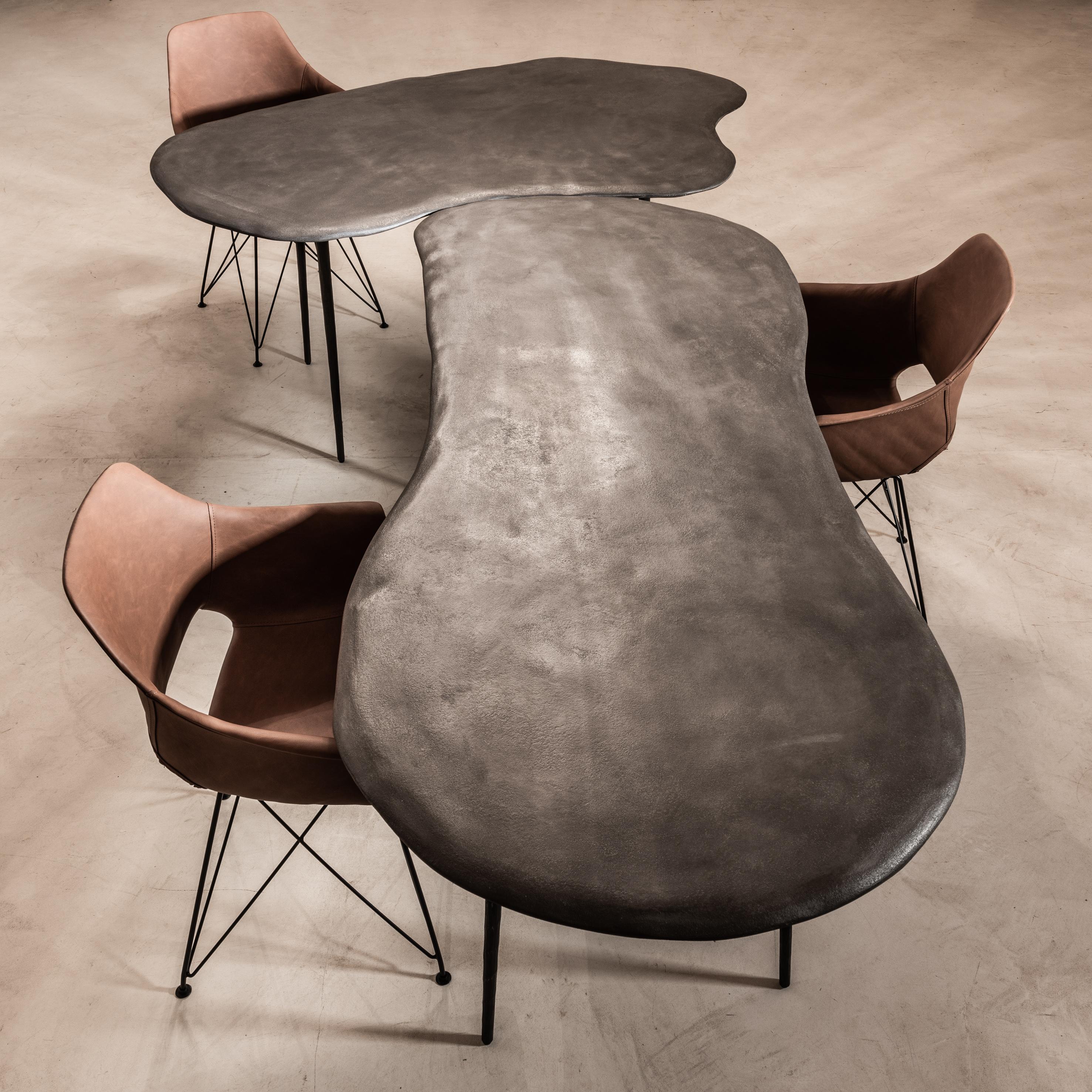 Belge Duo de tables Varenna par Studio Emblématique en vente