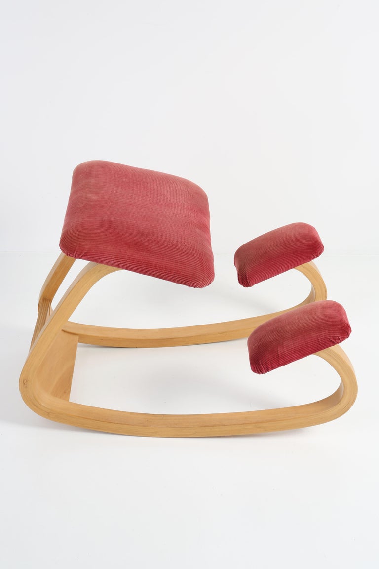 Mid-Century Modern Variable Balans Peter Opsvik Kneeling Ergonomic Chair, Varier, 1970s, Norway For Sale
