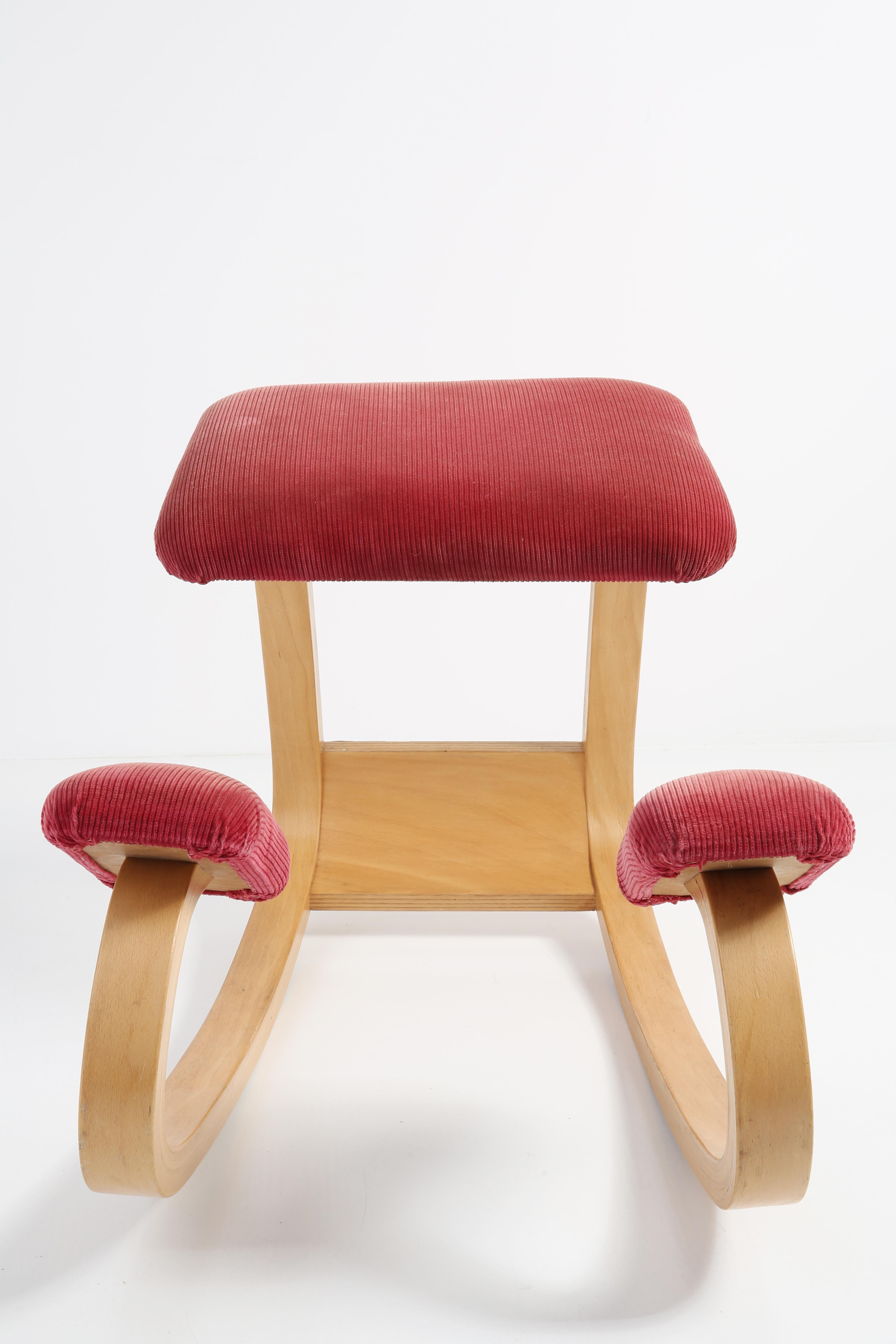 20th Century Variable Balans Peter Opsvik Kneeling Ergonomic Chair, Varier, 1970s, Norway