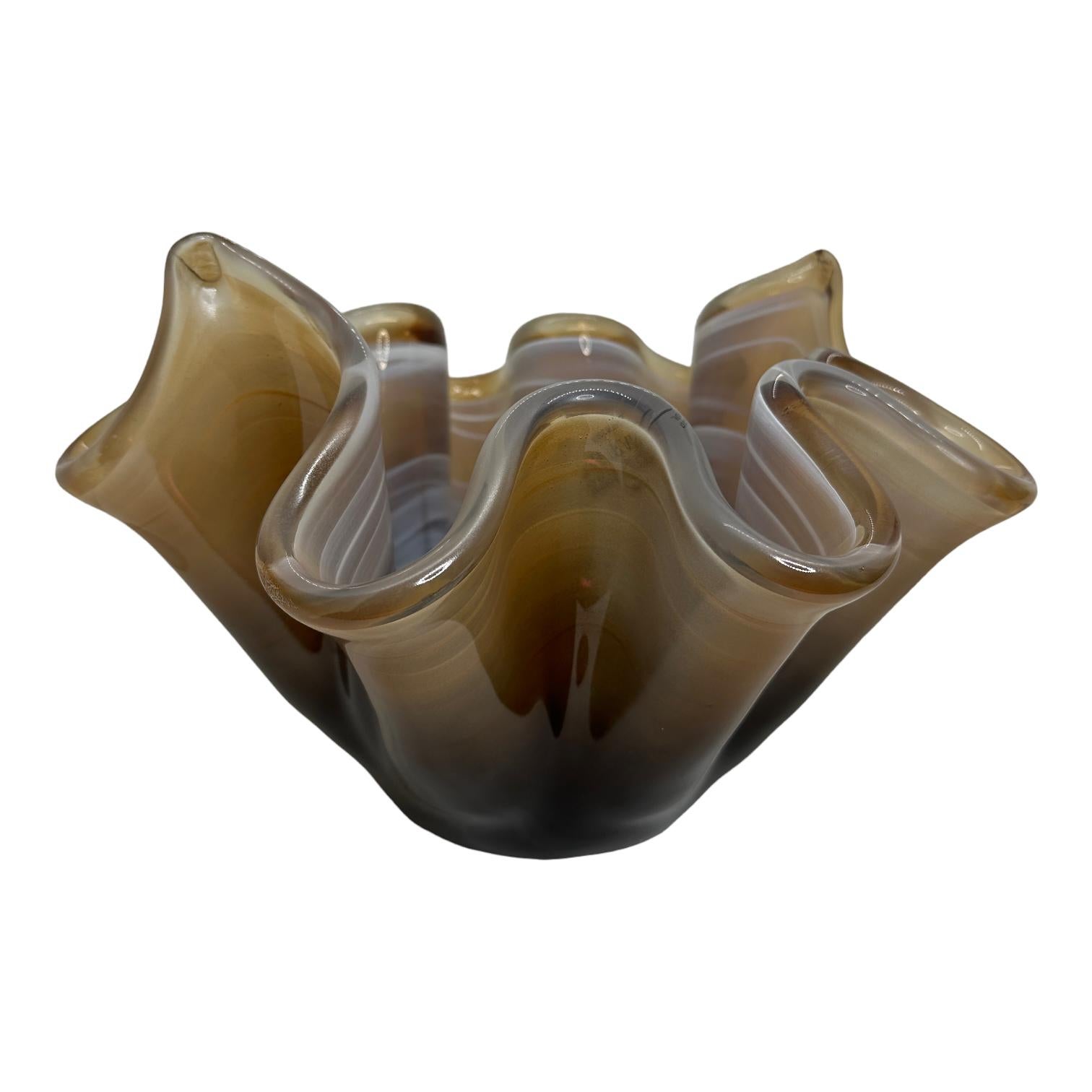 Variations of Brown Art Glass Murano Large Handkerchief Bowl, Modern, 1980s In Good Condition For Sale In Nuernberg, DE