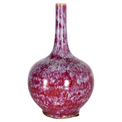 Chinesische Vase mit Ochsenblutglasur, Variegated