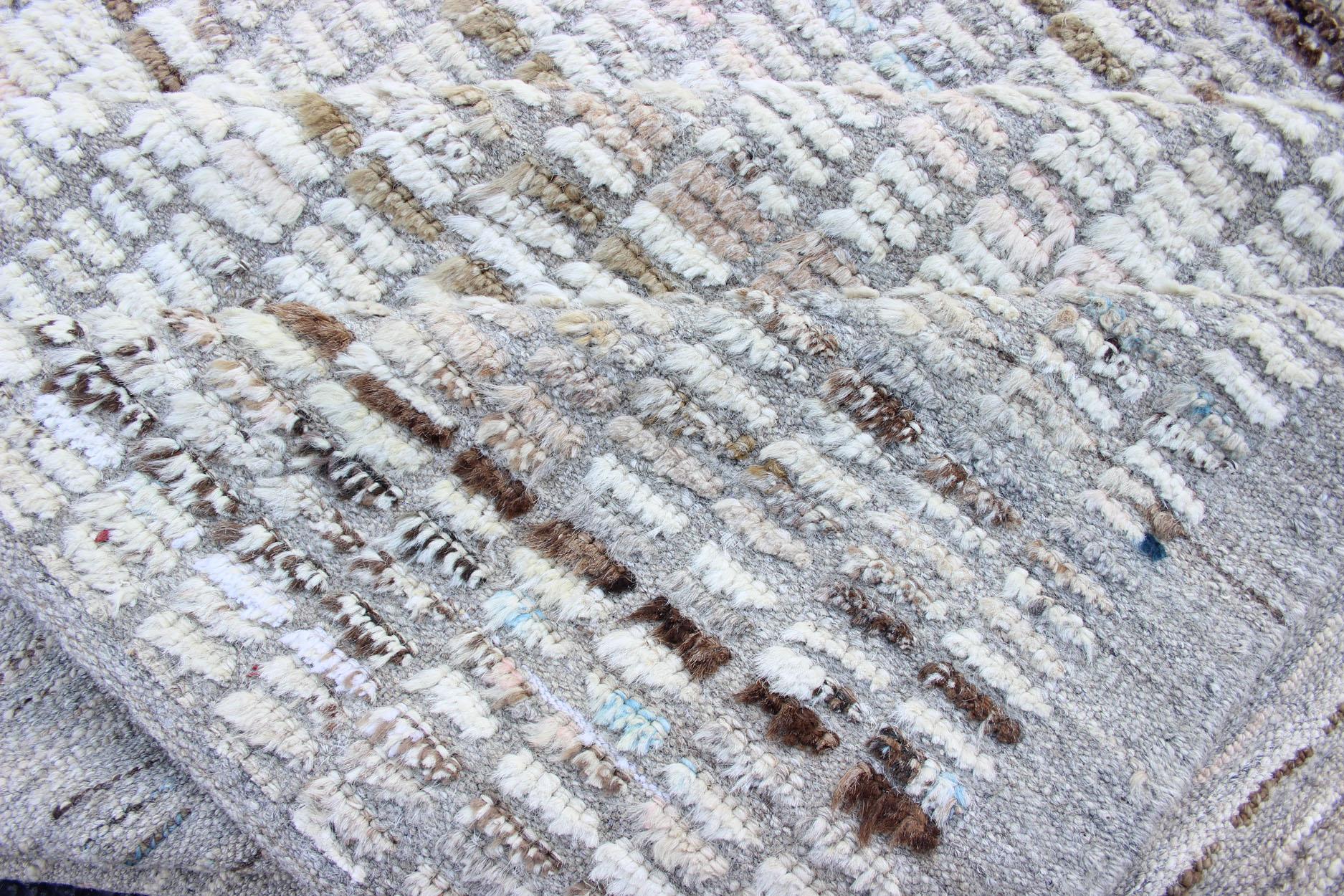 Contemporary Variegated Taupe and Gray Casual Modern Rug with Combination Hi-Low Texture For Sale