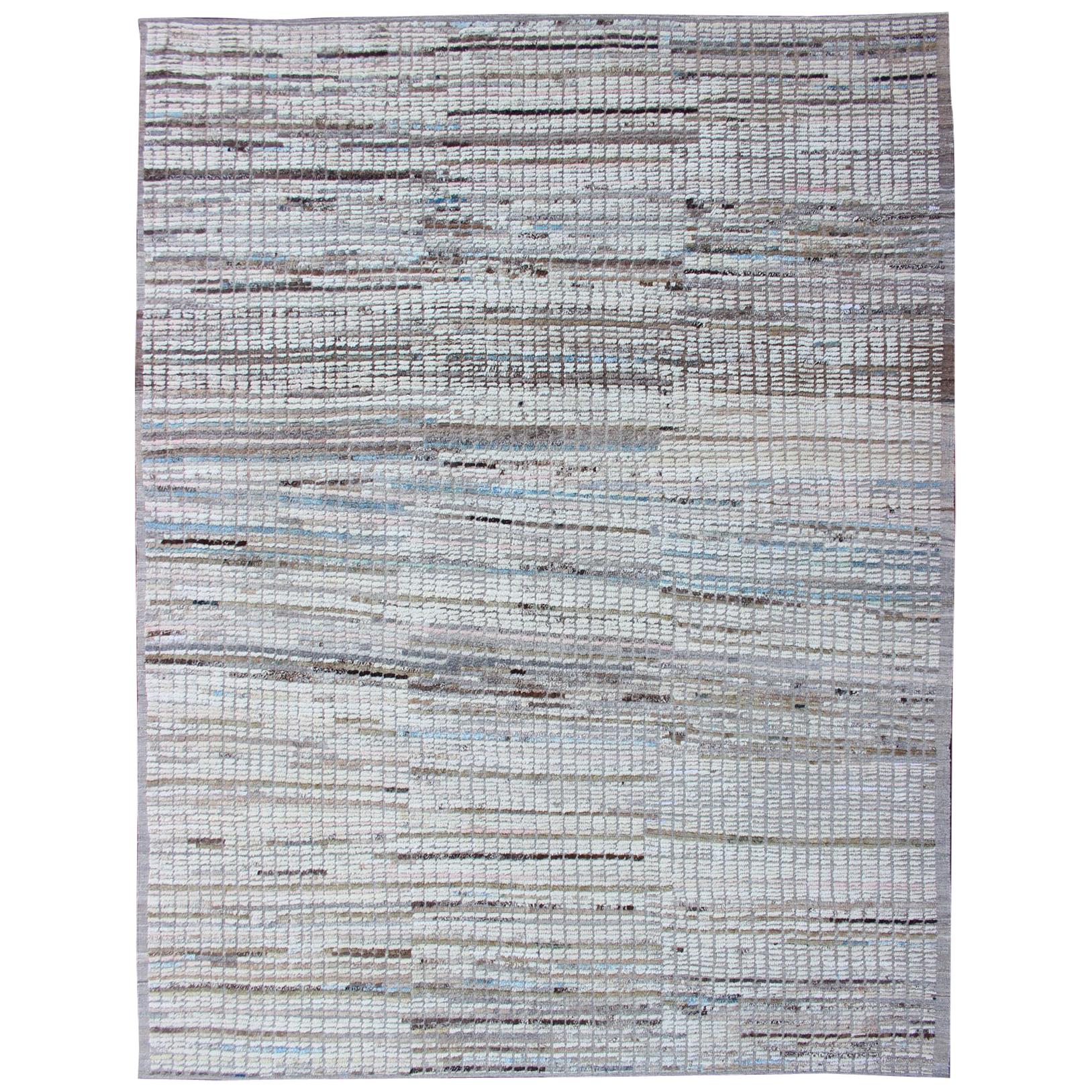 Variegated Taupe and Gray Casual Modern Rug with Combination Hi-Low Texture For Sale