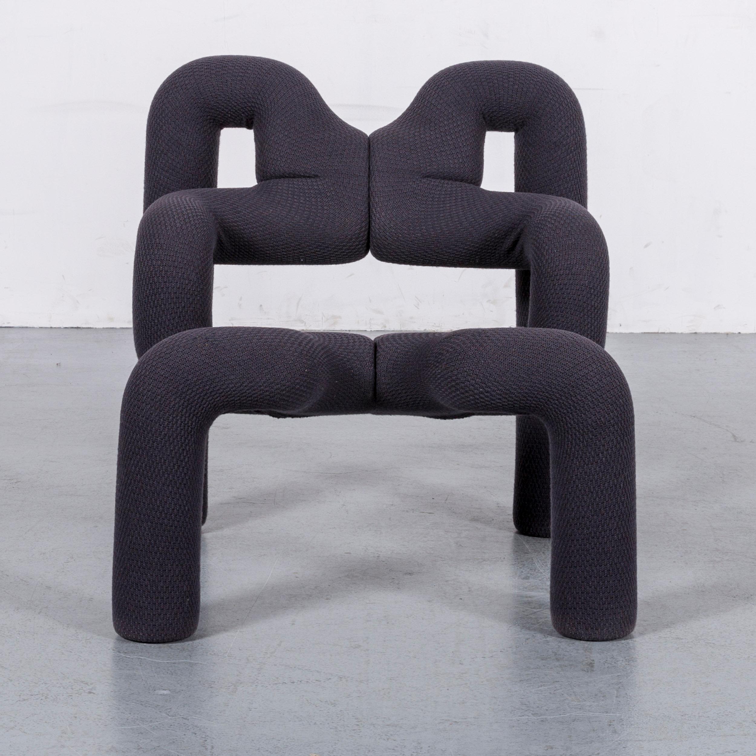 We bring to you an Varier Ekstrem designer fabric armchair grey one-seat modern.













 
