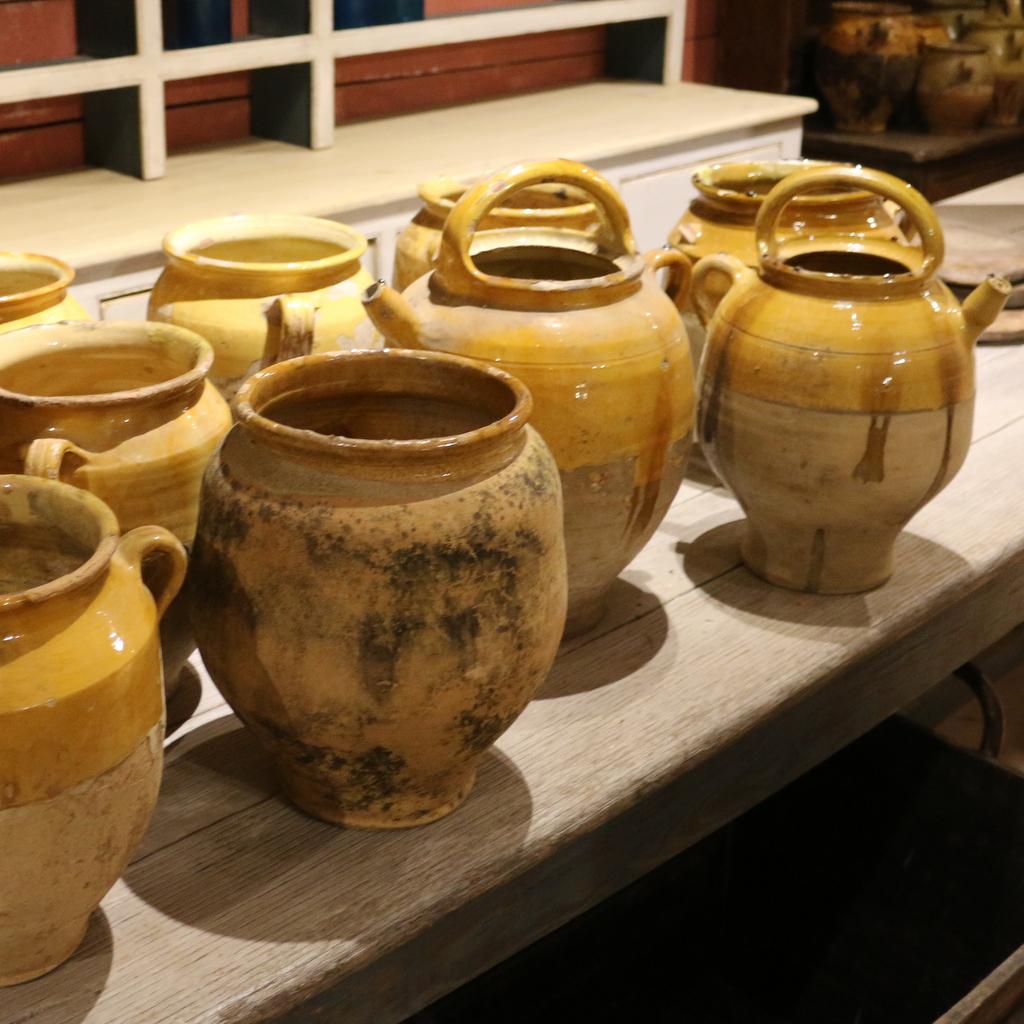 Various French Confit Pots In Good Condition For Sale In Leamington Spa, Warwickshire