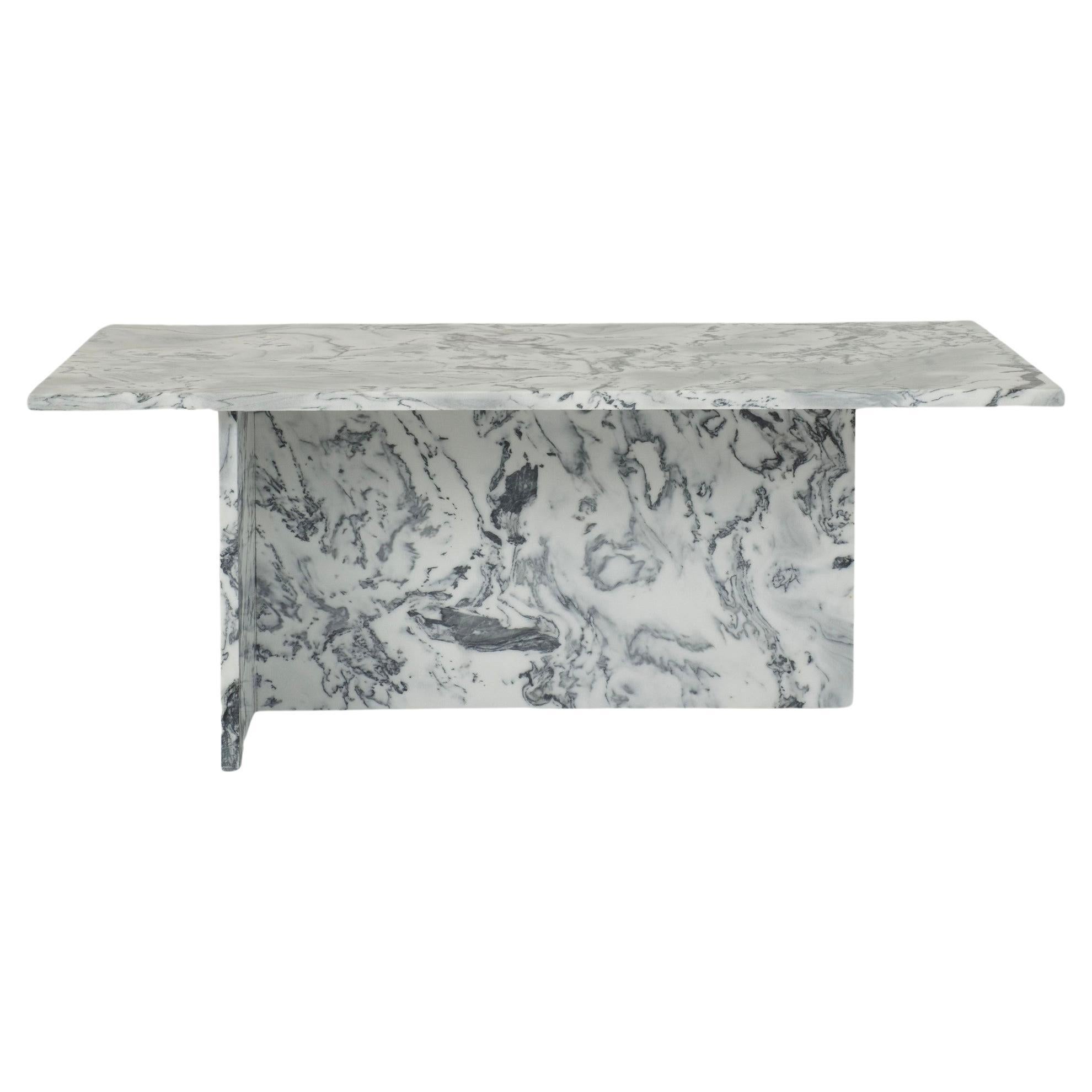 Cocktail Table con piedistallo a T in marmo bianco grigio levigato Varitone