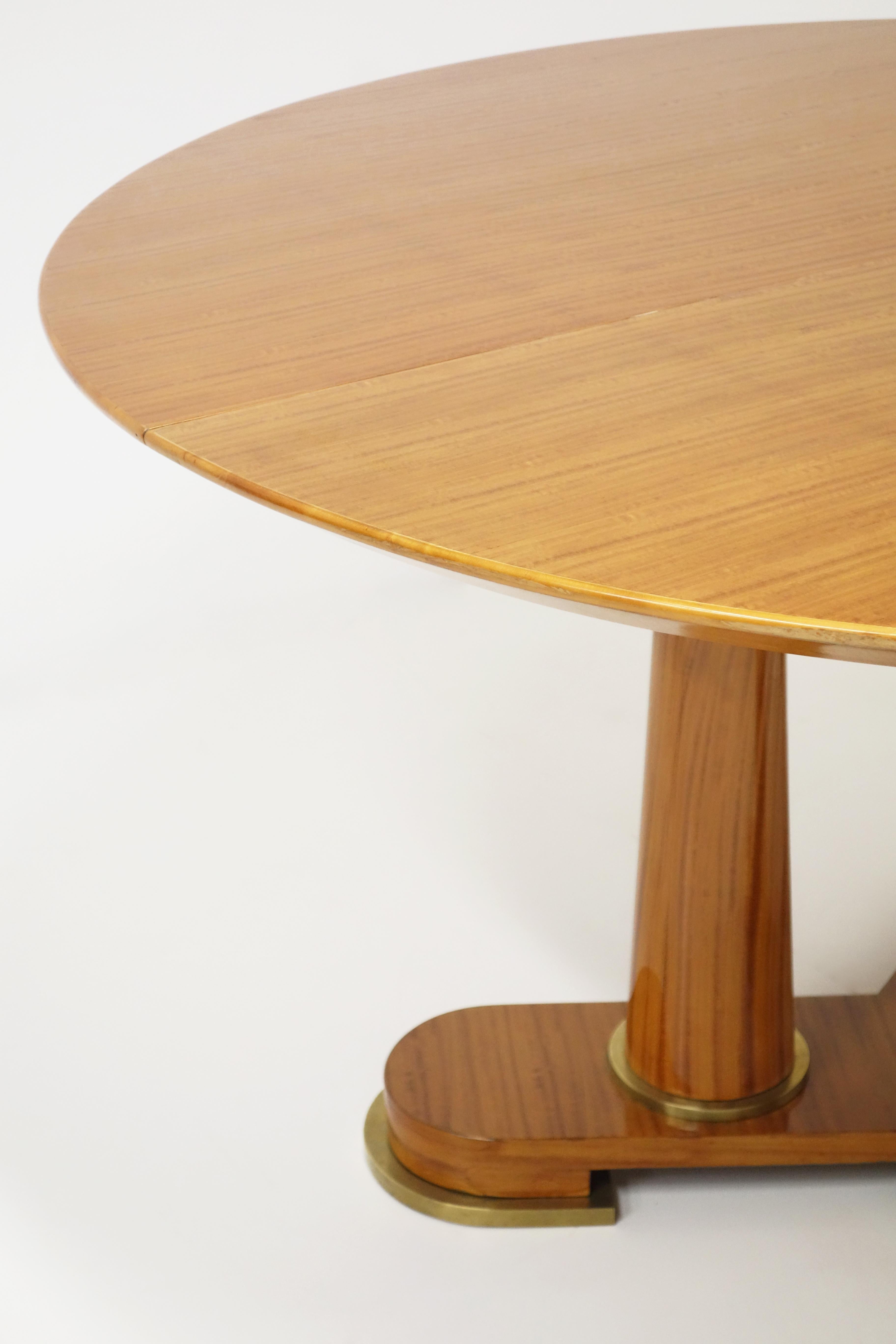 Patinated Varnished Lemon-Tree Circular Table by Jean Royère, circa 1950 For Sale