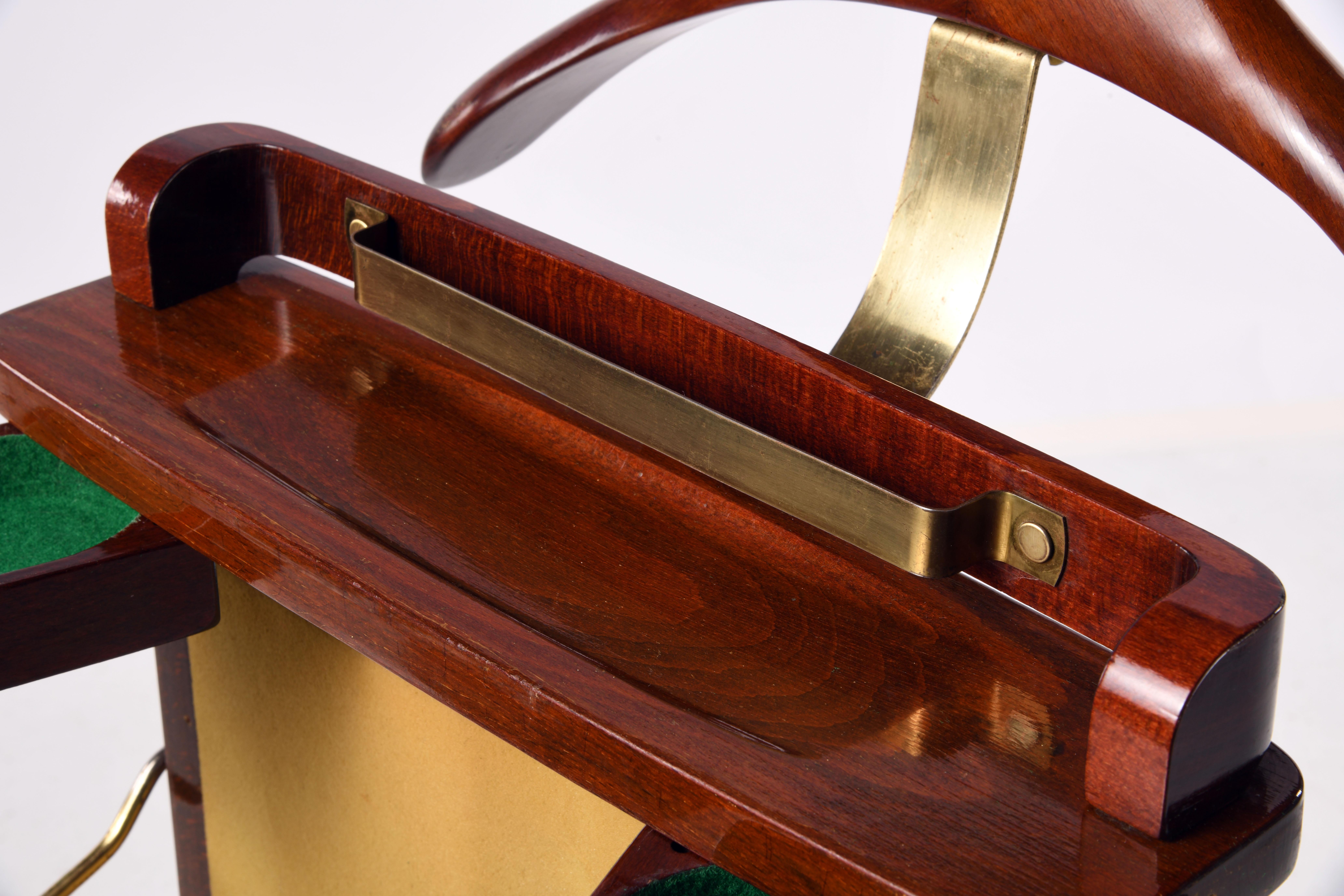 Varnished mahogany valet produced in Italy in the 1960s by Fratelli Reguitti 4
