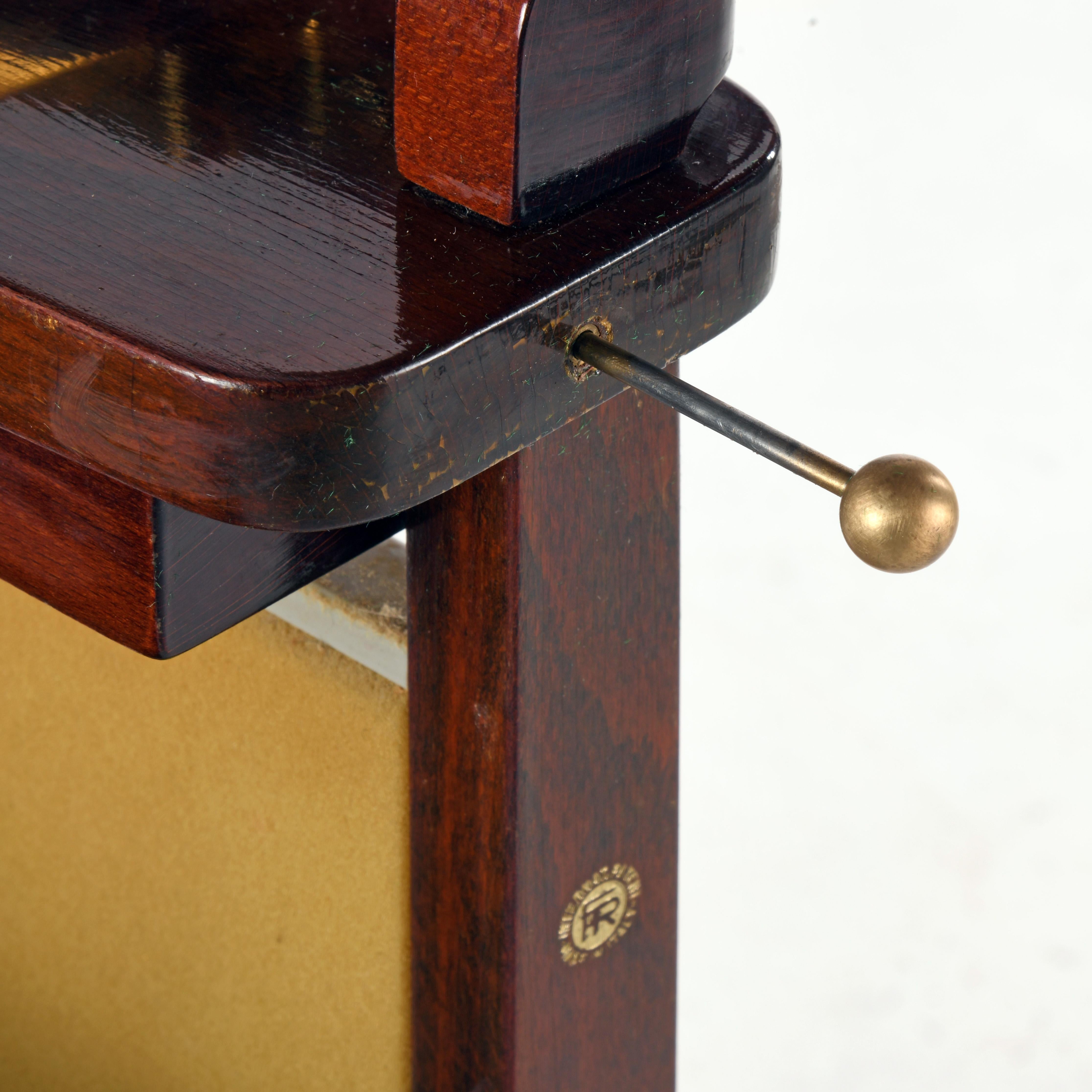 Wood Varnished mahogany valet produced in Italy in the 1960s by Fratelli Reguitti