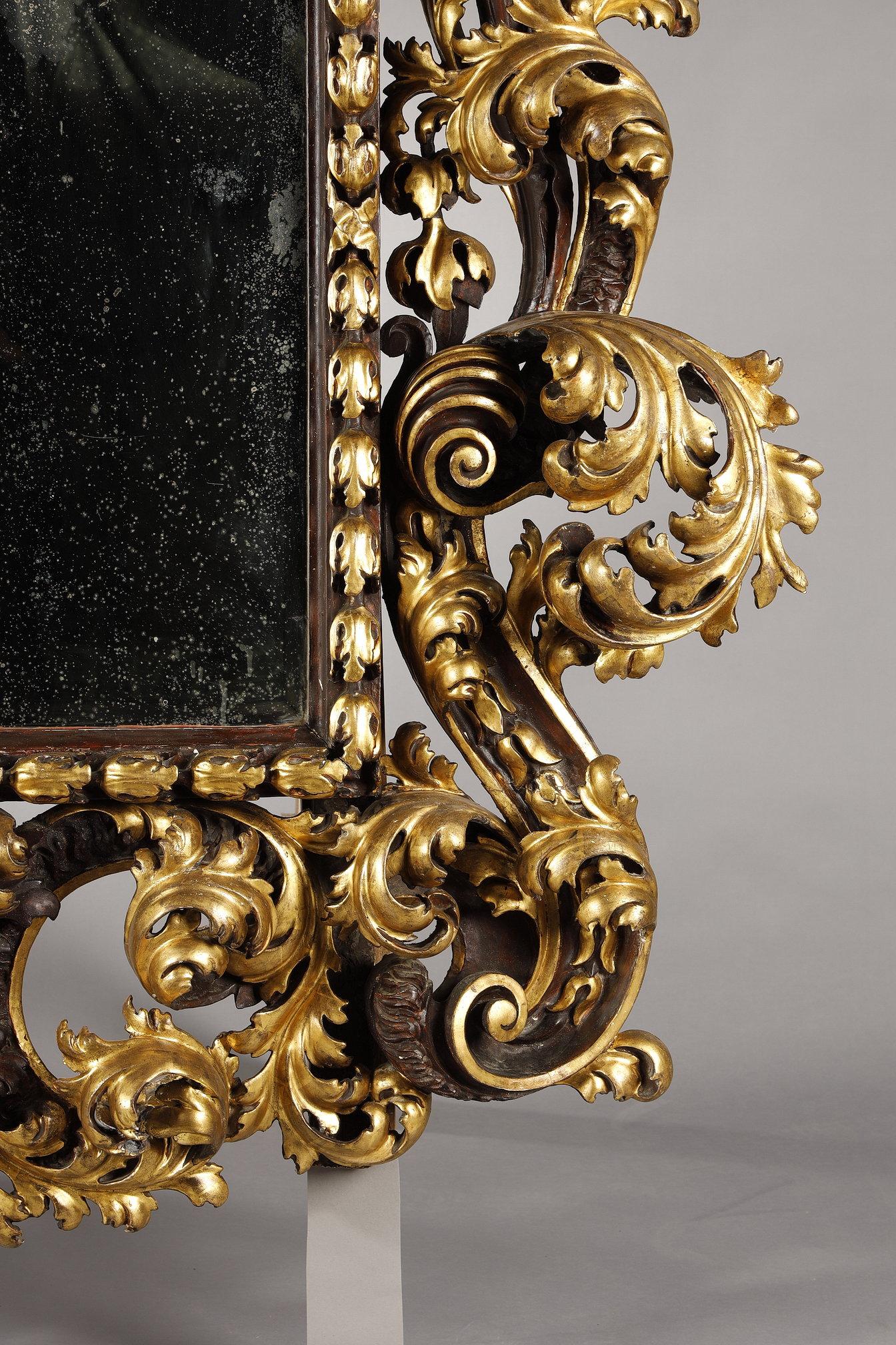 Très grand cadre de miroir baroque romain en vente 4