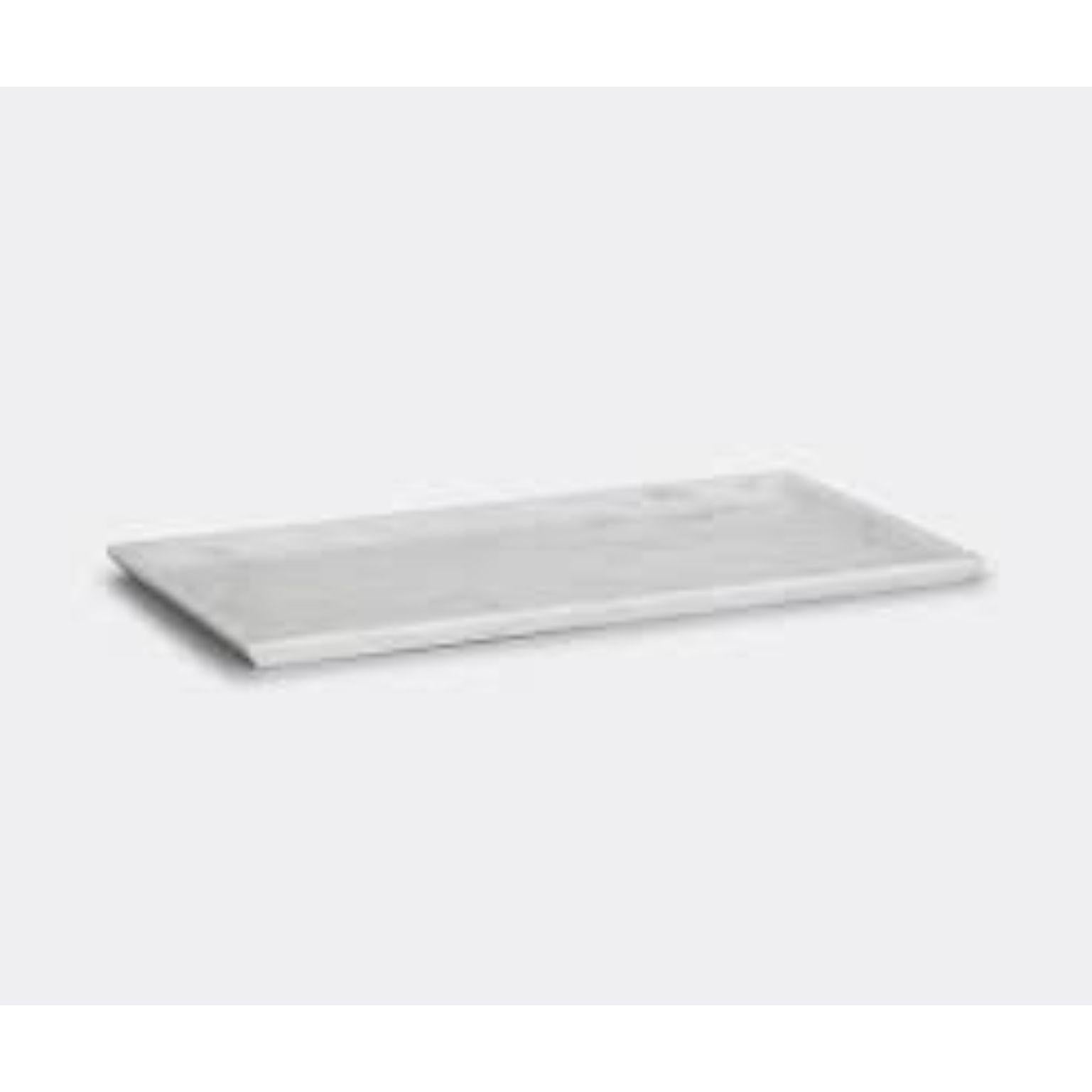 Vasco tray - Bianco Carrara by Studioformart
Total Marble Collection
Dimensions: 40 x 20 x 2 cm
Materials: Bianco Carrara

Also available: Calacatta Oro

The history of marble carving is lost in time; in one breath, it takes us back to the IV