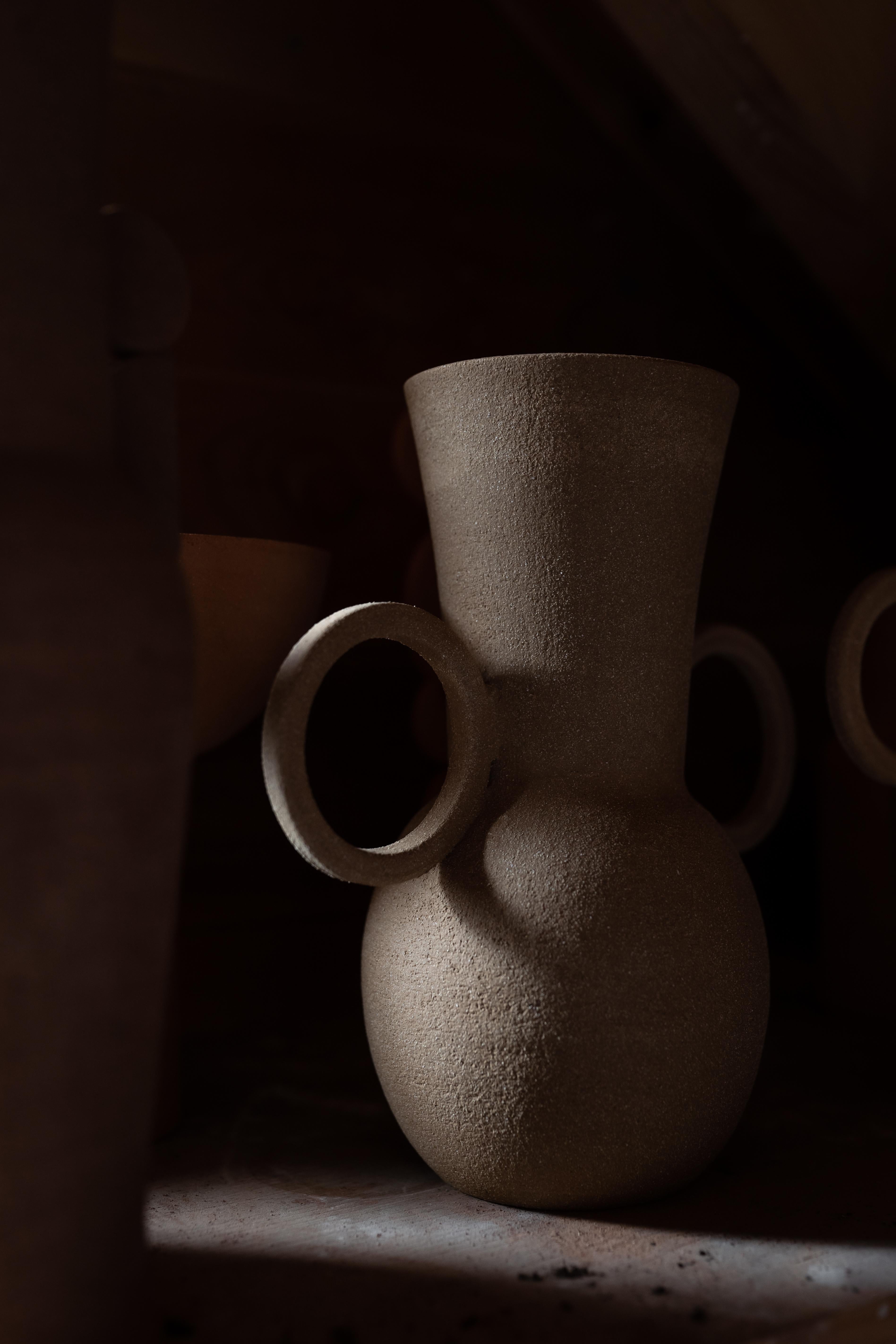 Vase 0024 Grès Roux Chamotté by Marta Dervin In New Condition In Geneve, CH