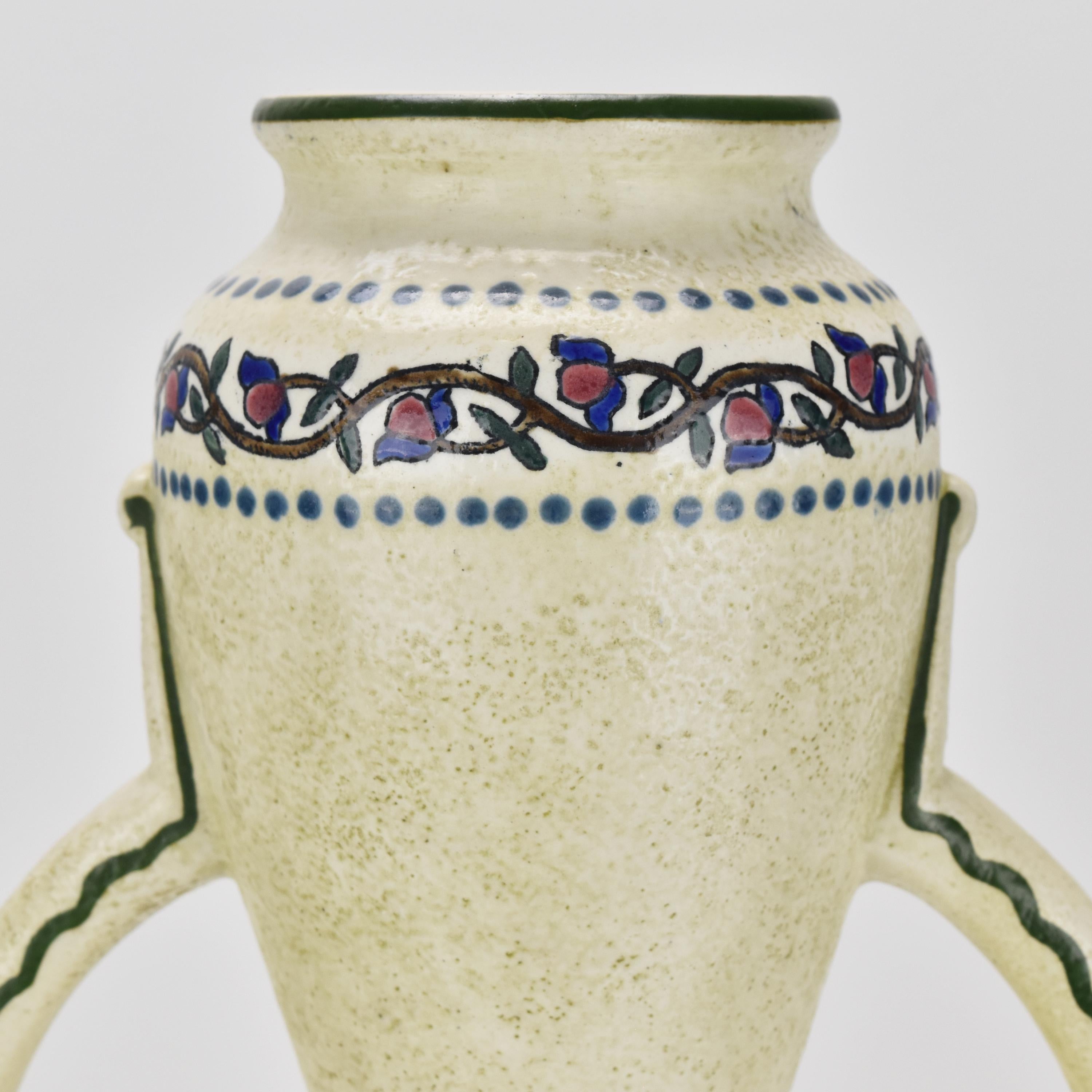Céramique Vase Amphora Autriche Art Nouveau Bohemia Teplitz Ceramics Secessionist en vente