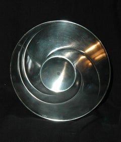 Vase and dish in silver by Tapio Wirkkala for Hopeakeskusta