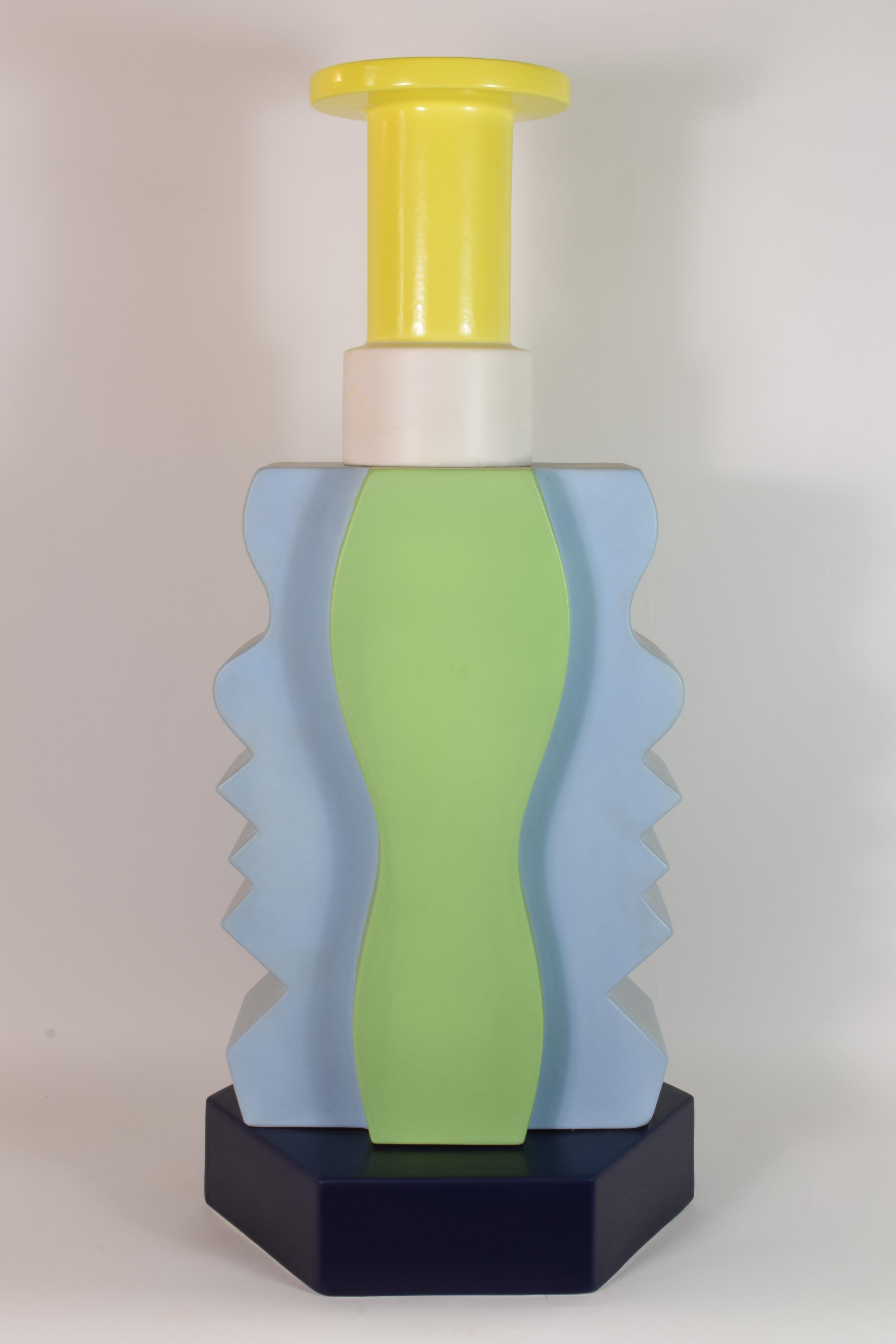Vasenkunst. „6000“, entworfen von Ettore Sottsass, Bitossi, Produktion, Italien 1991 im Zustand „Hervorragend“ im Angebot in Napoli, IT