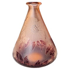 Art Deco Glass Vase by Charles Schneider, Le Verre Français 1930