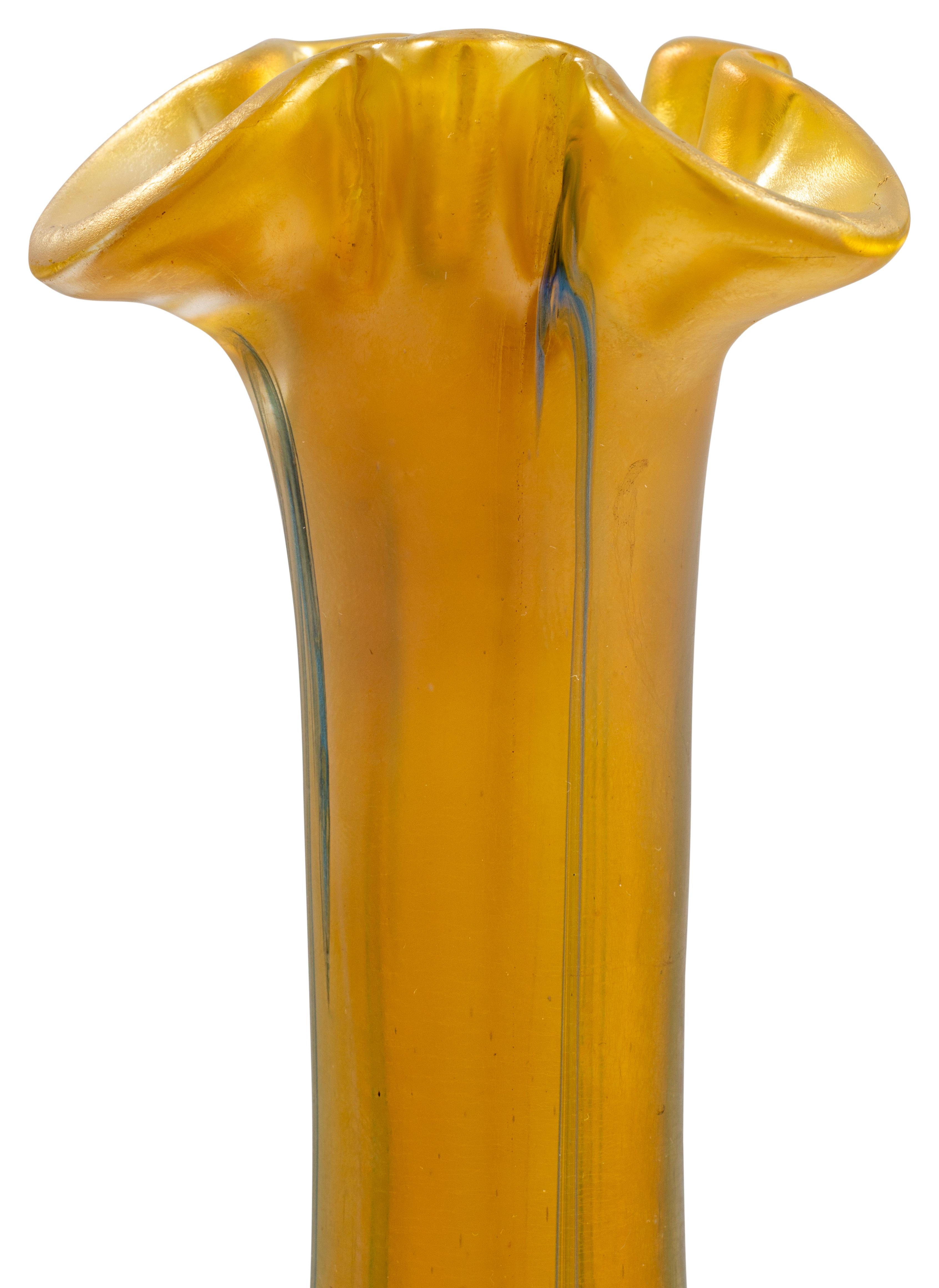 Early 20th Century Vase Austrian Jugendstil Loetz Mouth-Blown Glass circa 1901 Blue Yellow For Sale