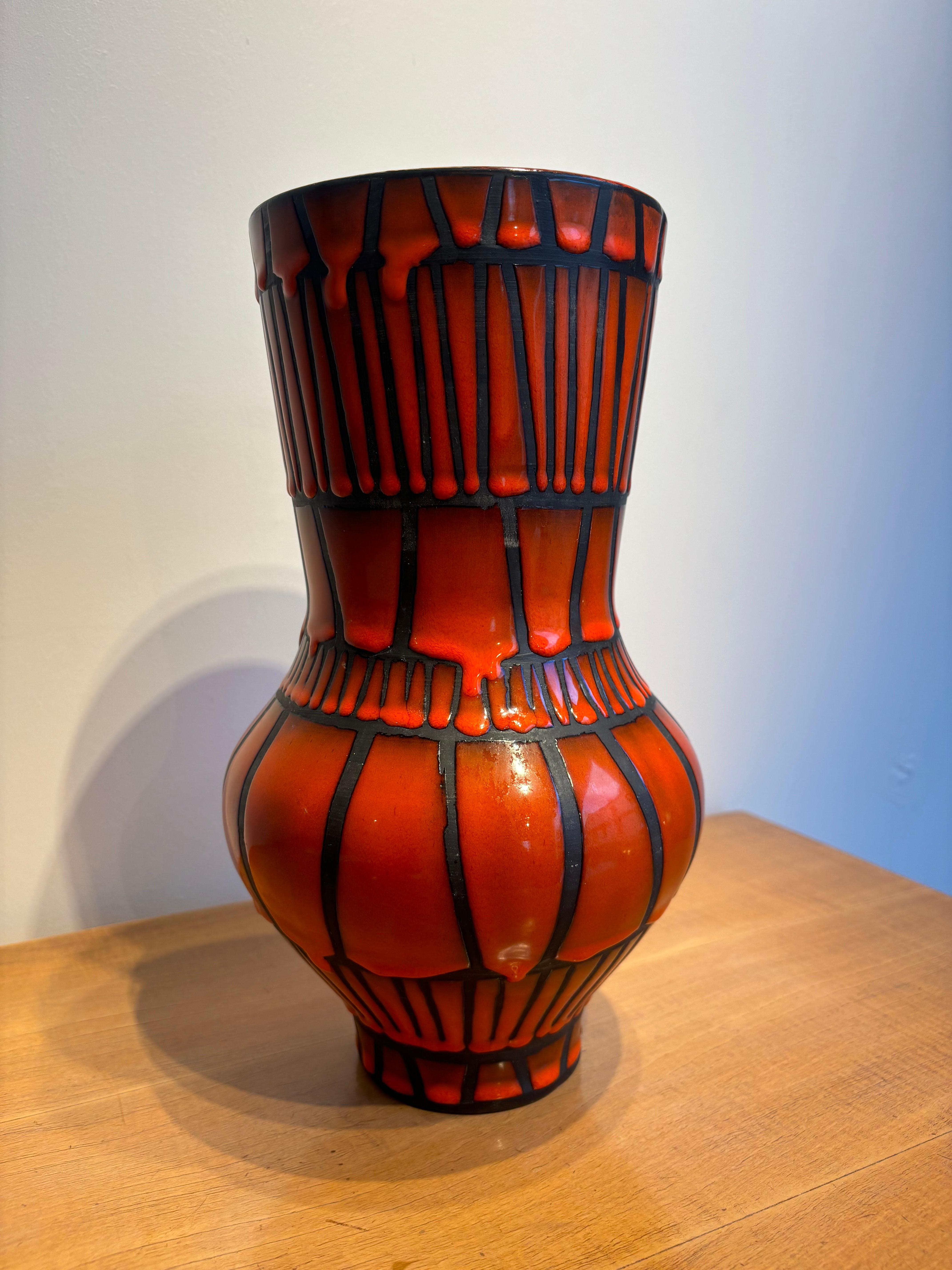 Vase balustre par Roger Capron (Französisch) im Angebot