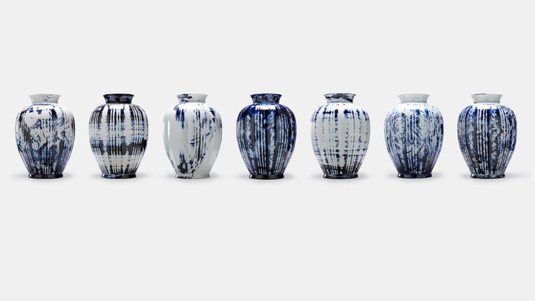 One minute delft blue - vase big is available as an exclusive Personal Edition, Marcel's label carrying works of a more personal and experimental nature. The pieces of the Delft Blue series are unlimited unique by Marcel's One Minute Delft Blue