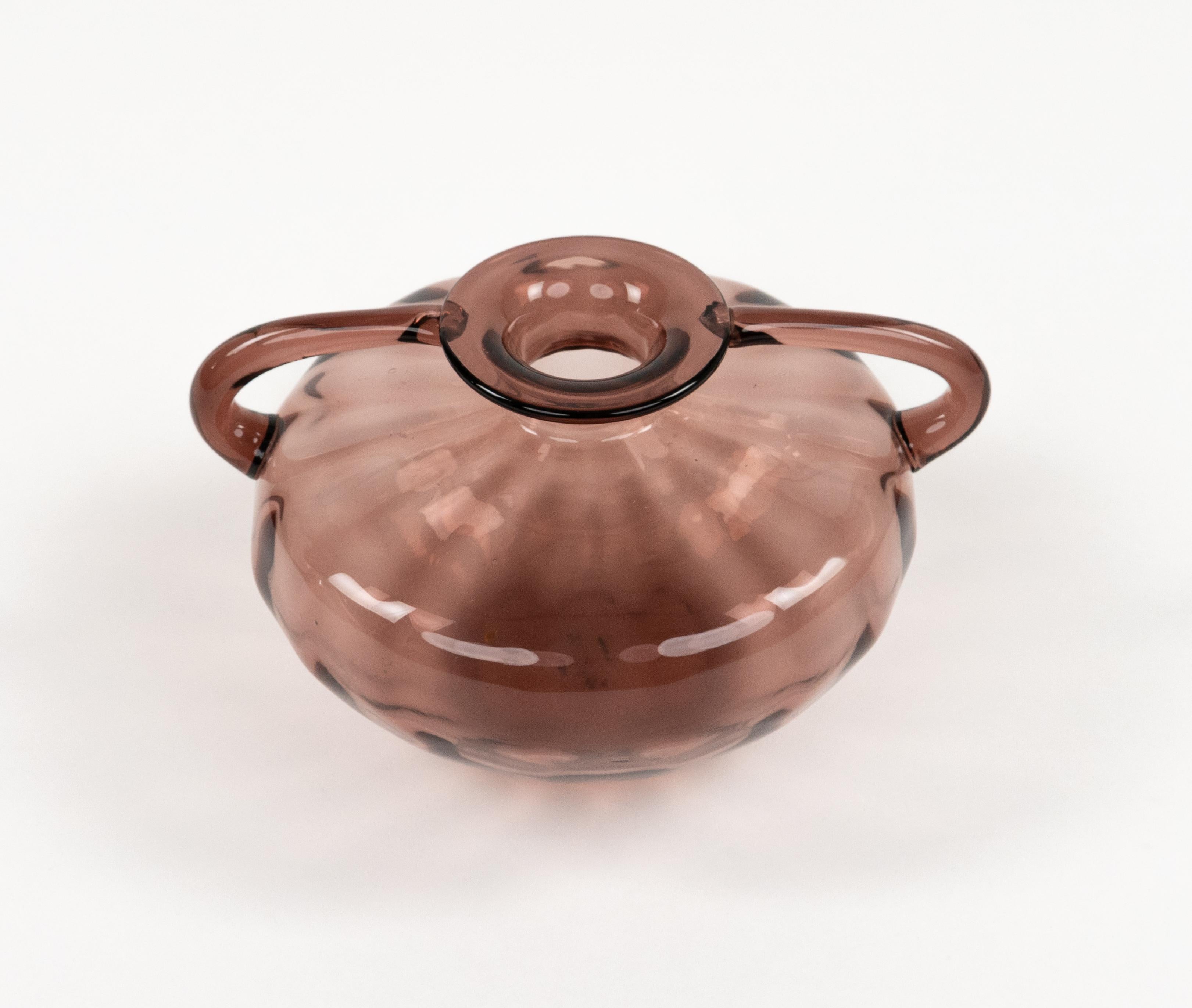 Vase soufflé avec poignées de style Vittorio Zecchin, Italie, années 1940 en vente 1