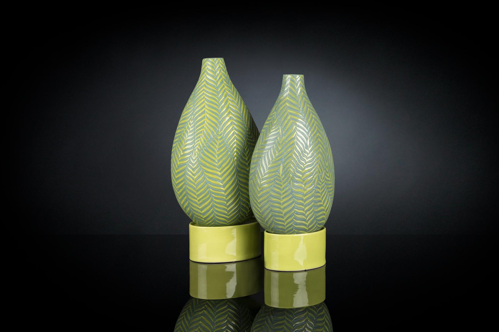 Vase Bottle Fern Big with Base, in Gres Porcelain, Italy For Sale 1