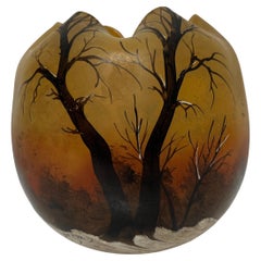 Vase boule décor enneigé émaillé de François-Théodore Legras, France vers 1900