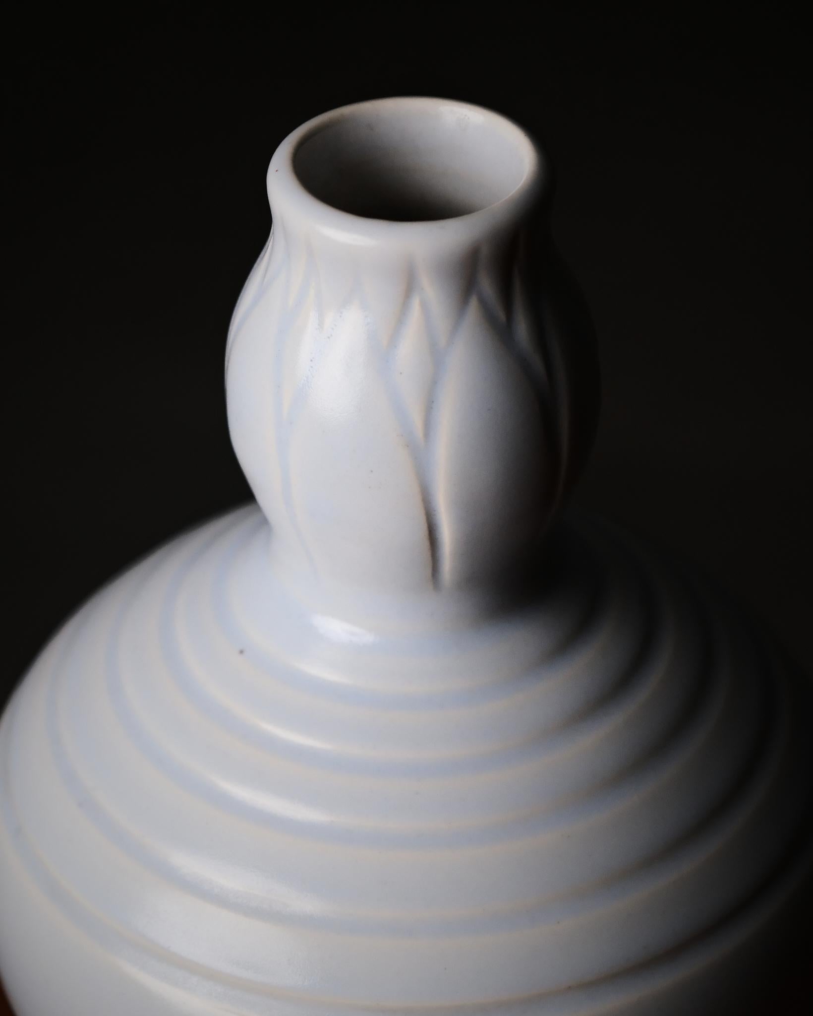Scandinavian Modern Vase by Allan Ebeling for Bo Fajans, Sweden, 1930s For Sale