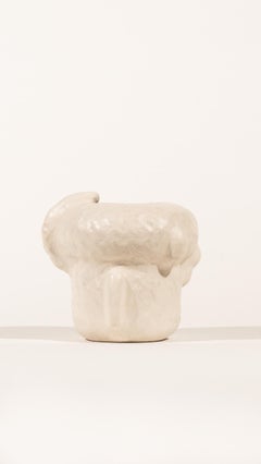 VASE von Claire Cosnefroy