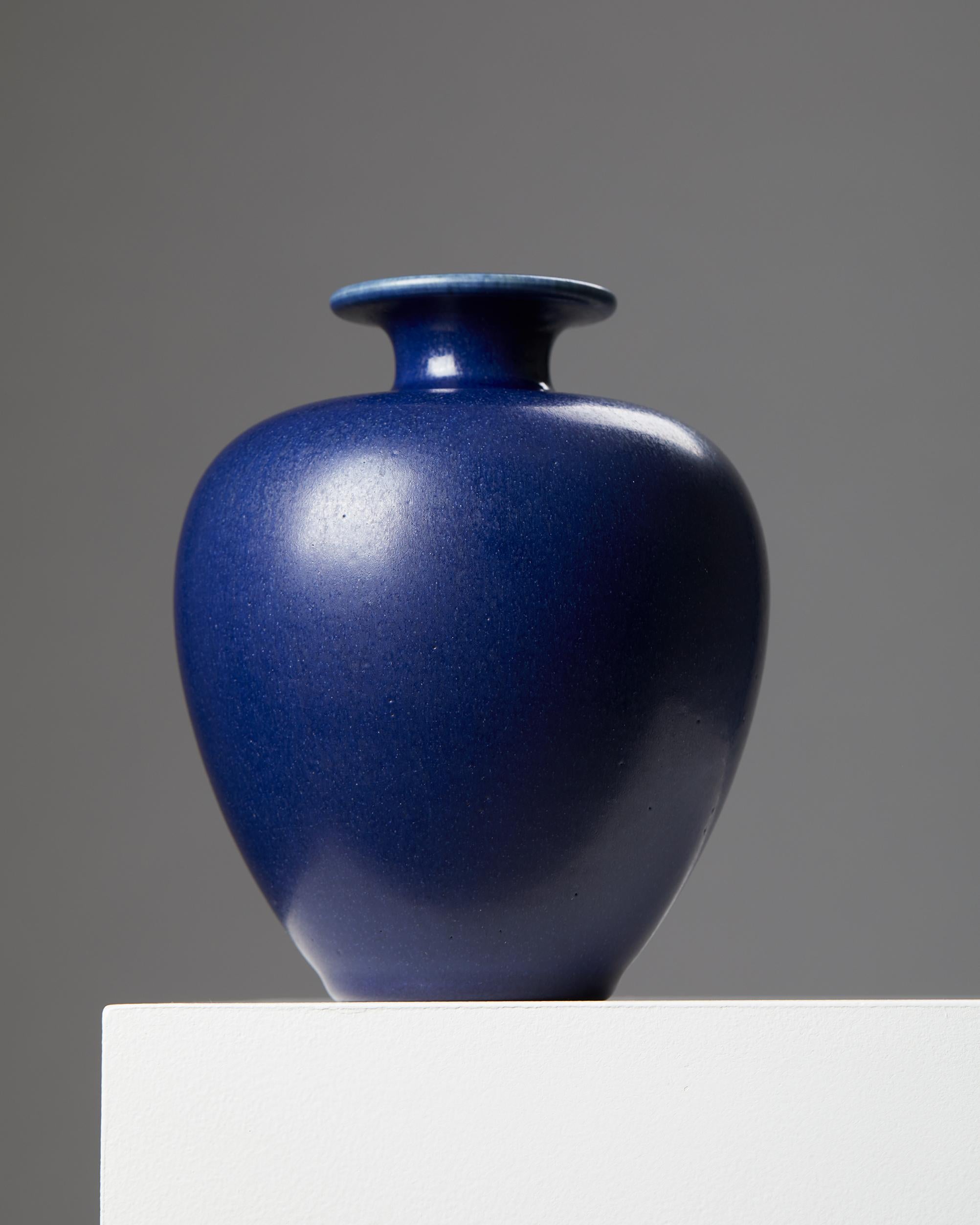 Vase by Erich & Ingrid Triller, Sweden, 1950’s In Good Condition For Sale In Stockholm, SE