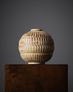 Jarrón de Gertrud Lönegren para Rörstrand, Suecia, años 30