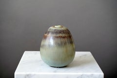 Vase de Gertrud Lönegren, Rörstrand, Suède, années 1930