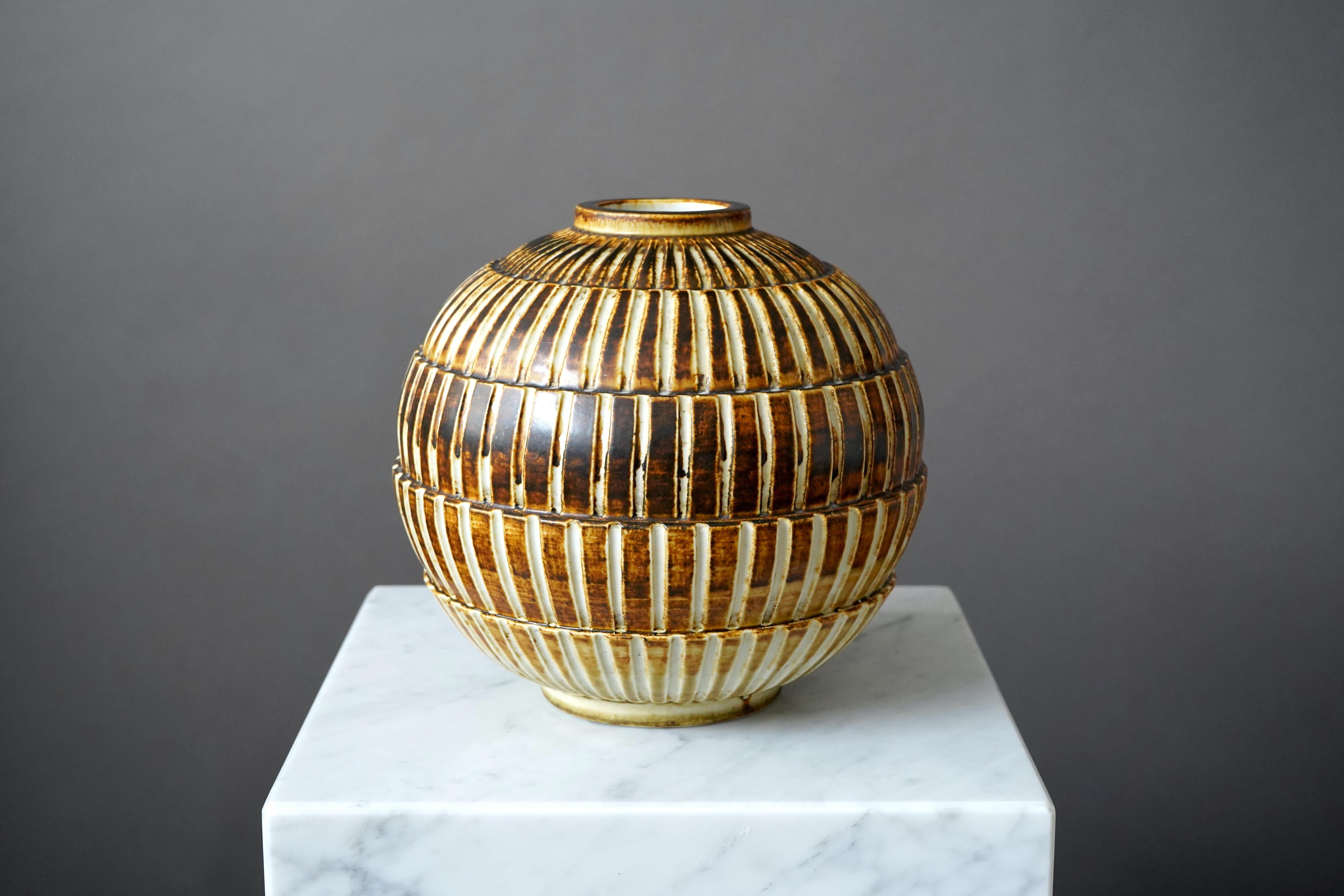 Swedish Vase by Gertrud Lönegren, Rörstrand, Sweden, 1930s For Sale