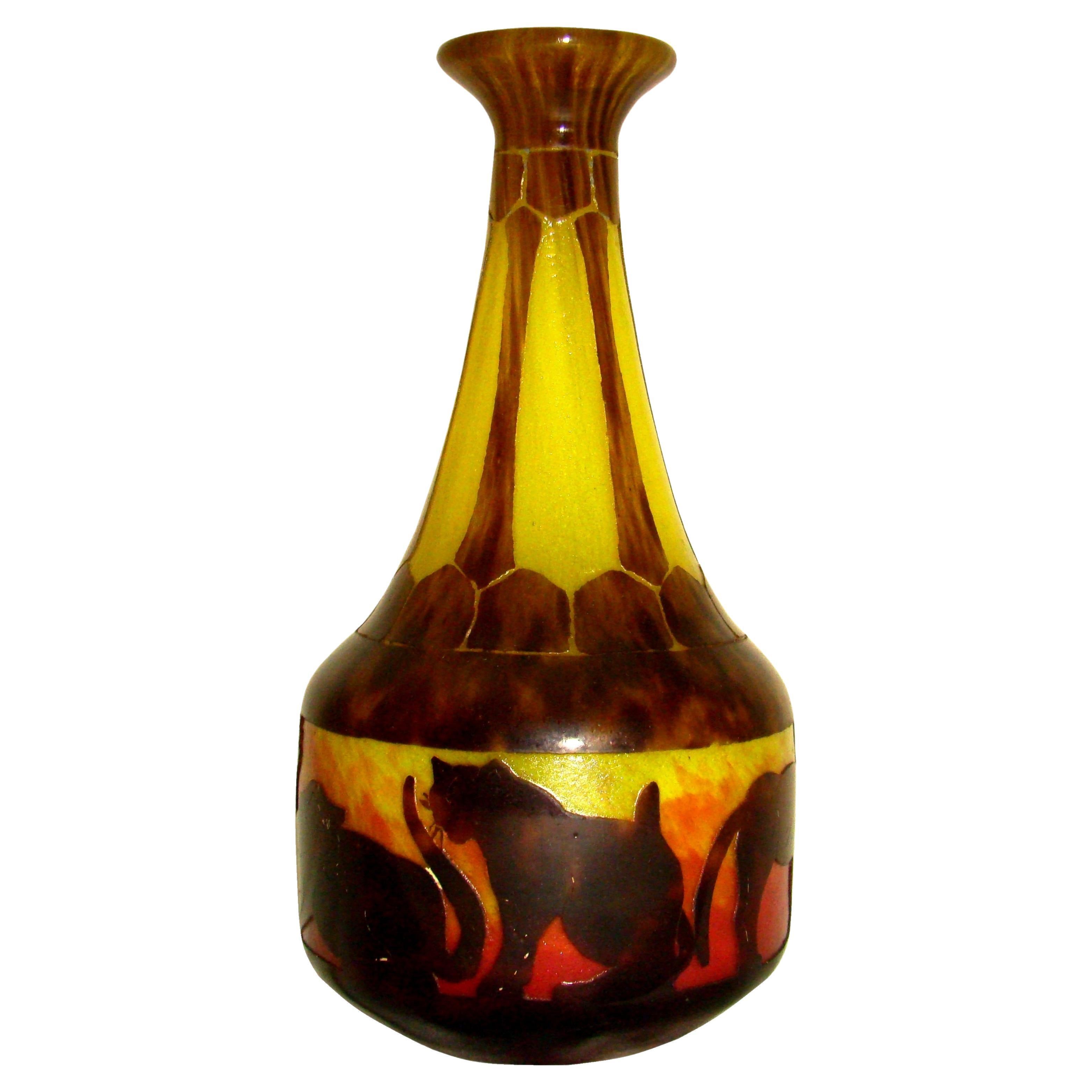 Vase Cats, Le Verre Francais, Style: Art Nouveau, Liberty, 1918 For Sale
