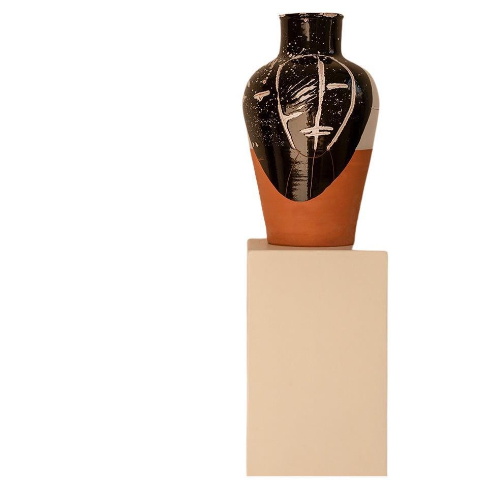 Vase Sculpture en céramique gravée par les artistes Vincenzo D'Alba + Antonio Marras