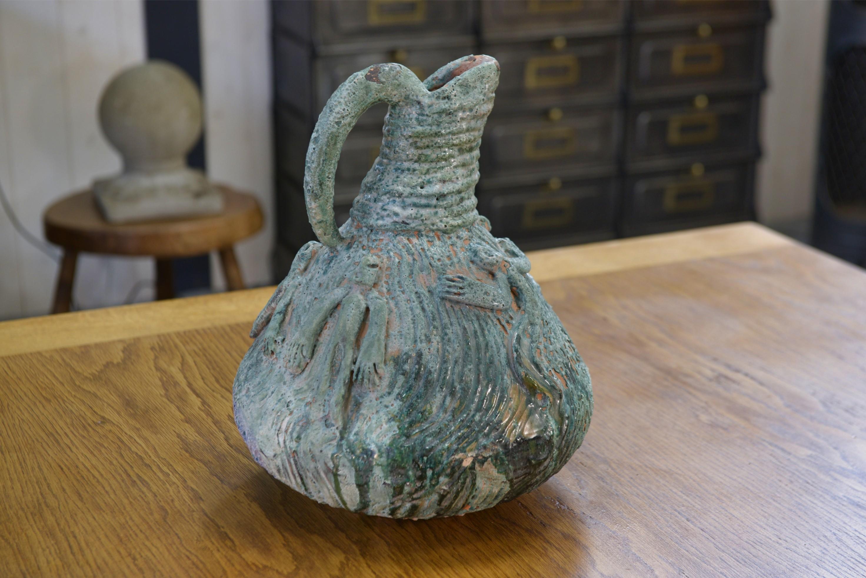 French Vase céramique design en terre cuite signé 1968's For Sale