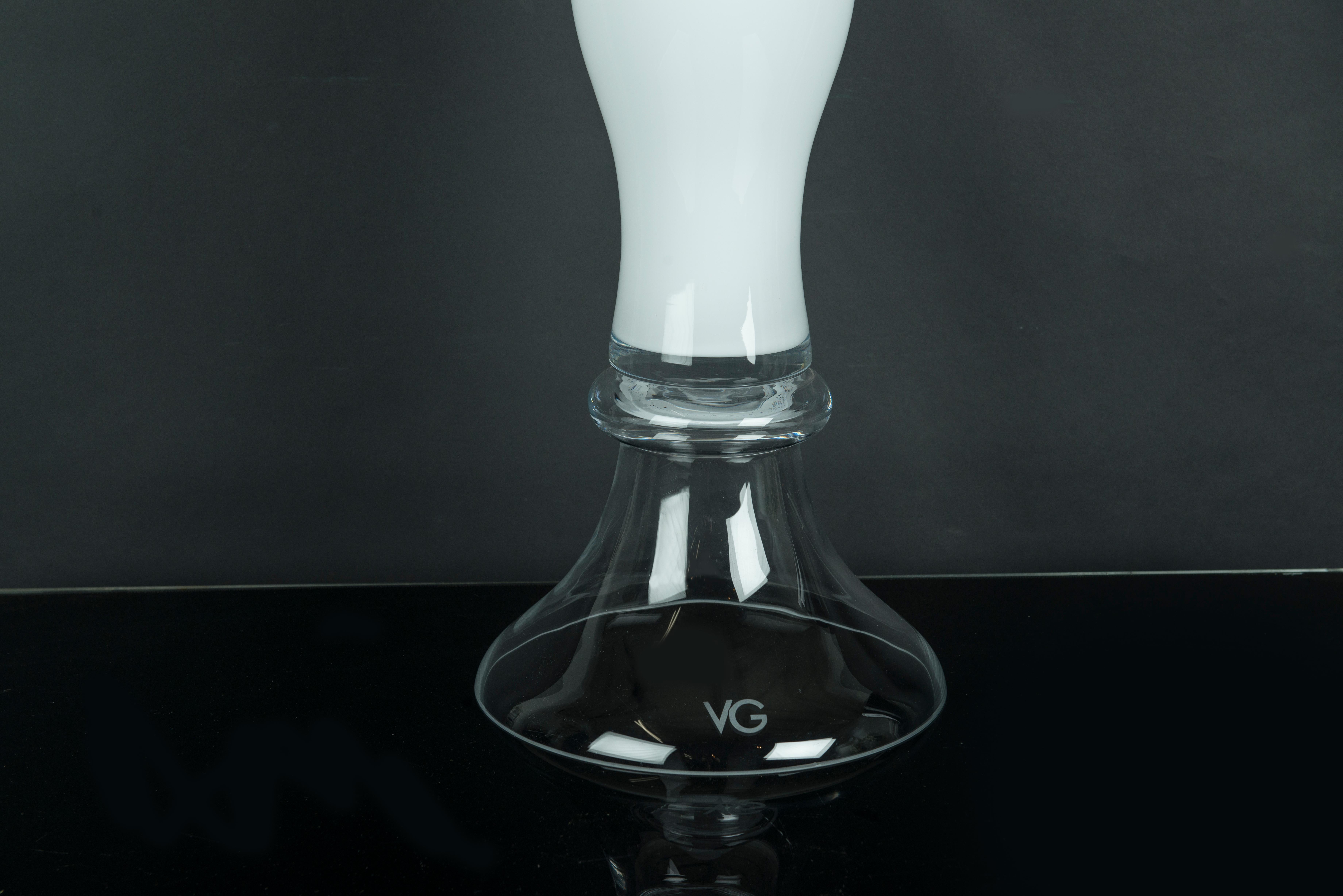 Modern Vase Clex White, in Glass, Italy For Sale